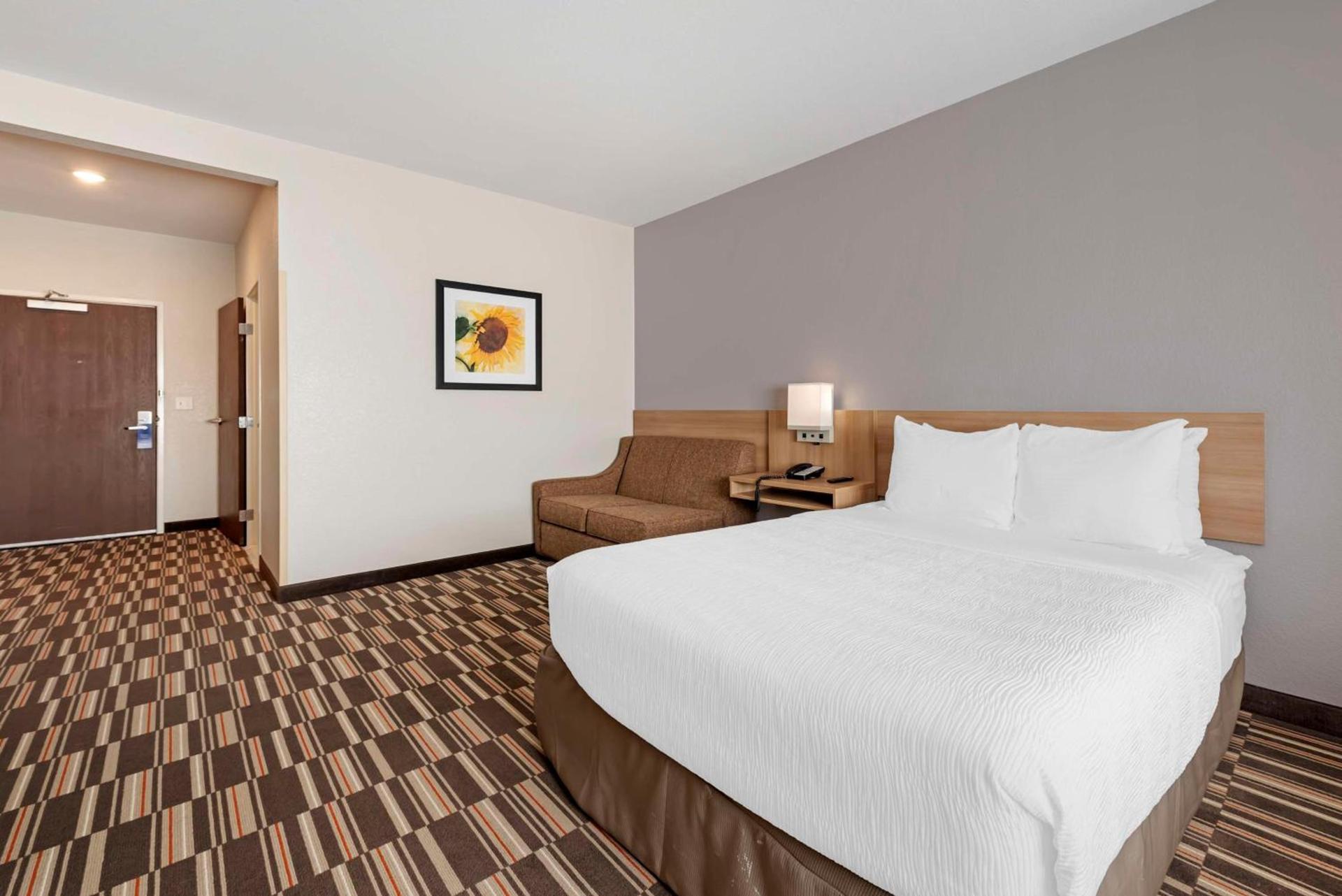 Best Western Limon photo 13