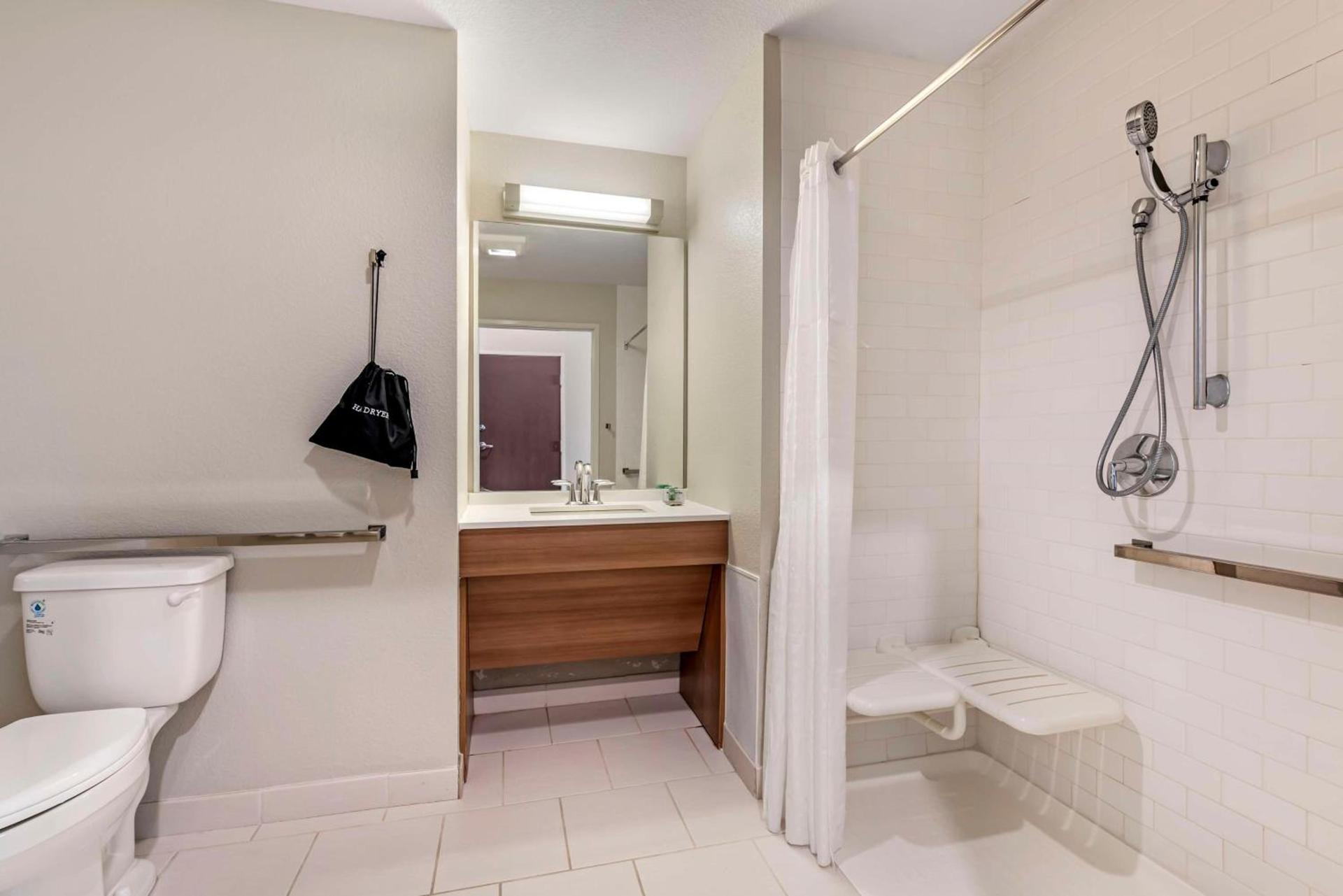 Best Western Limon photo 16