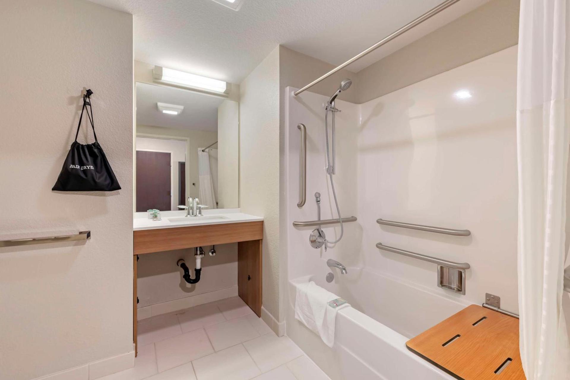 Best Western Limon photo 20