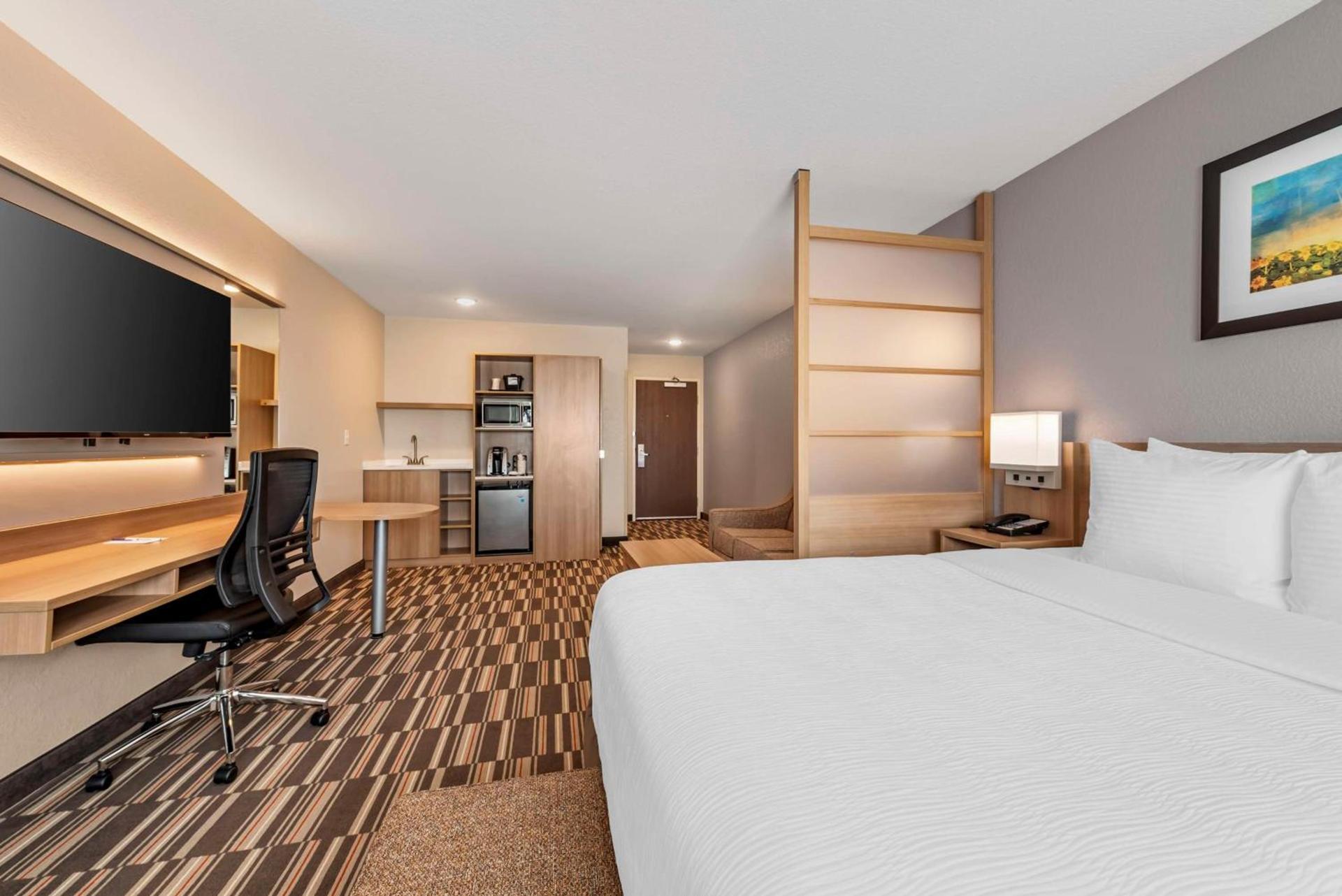 Best Western Limon photo 23