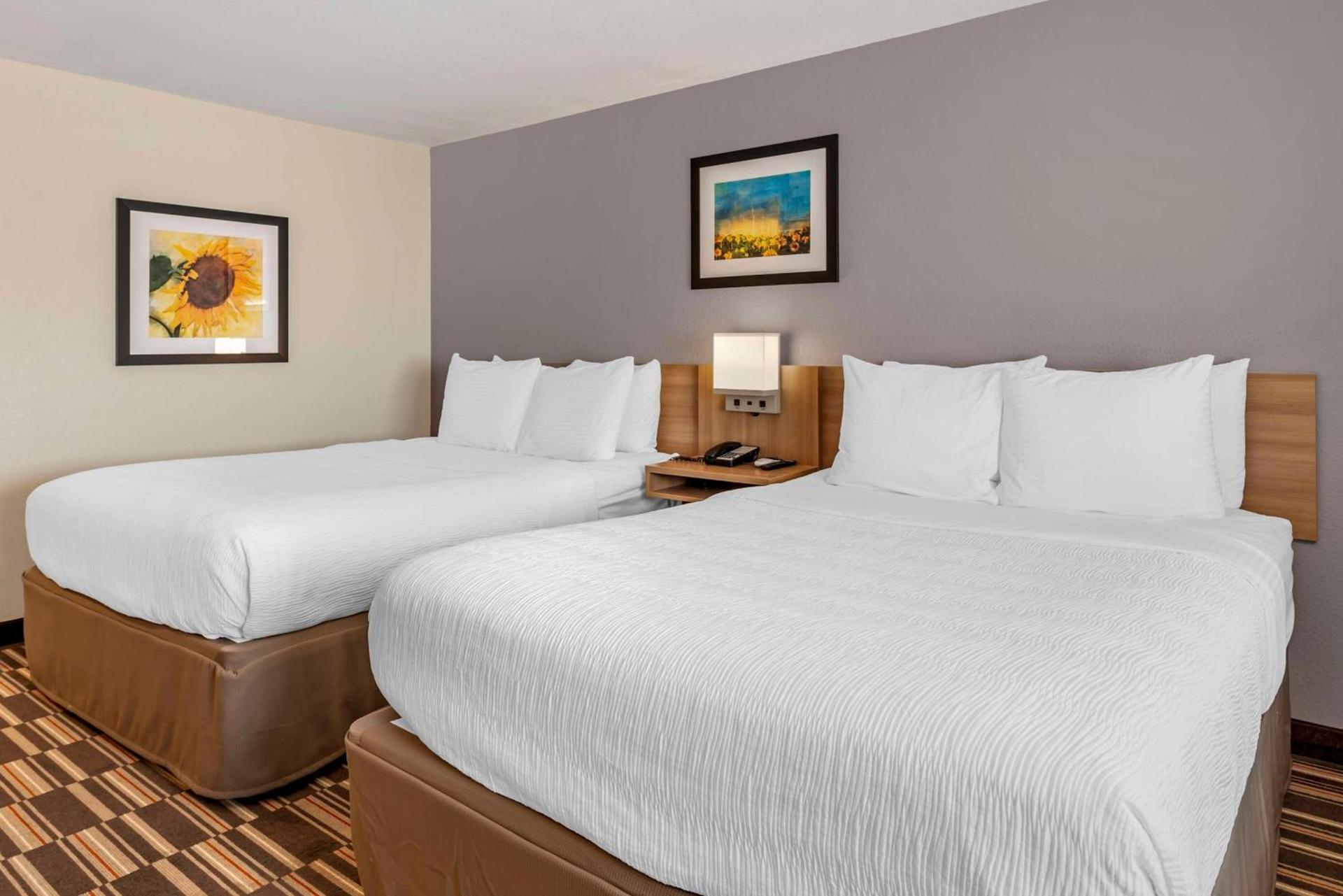 Best Western Limon photo 26