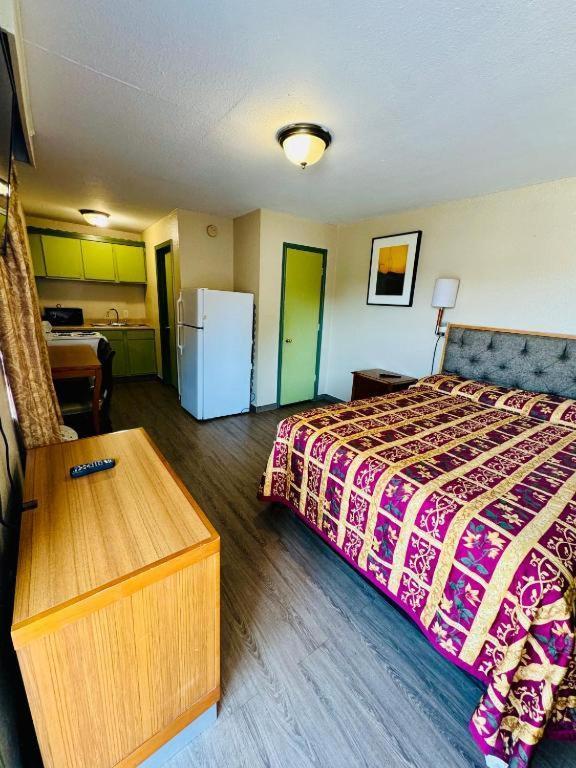 Bostonian Inn & Suites photo 2