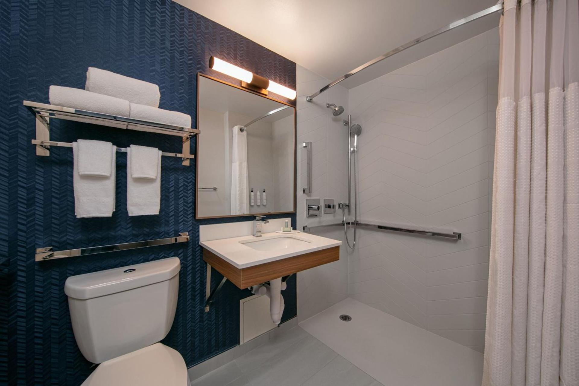 Fairfield Inn by Marriott JFK Airport photo 18