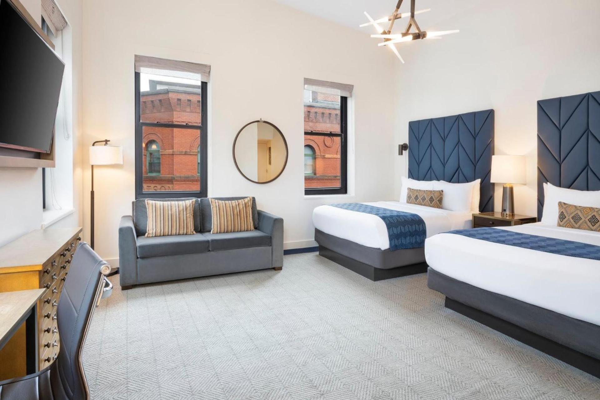 Hotel Indigo Boston Garden by IHG photo 93
