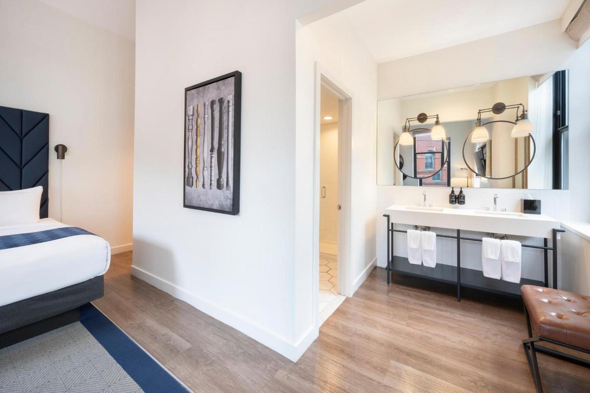 Hotel Indigo Boston Garden by IHG photo 74