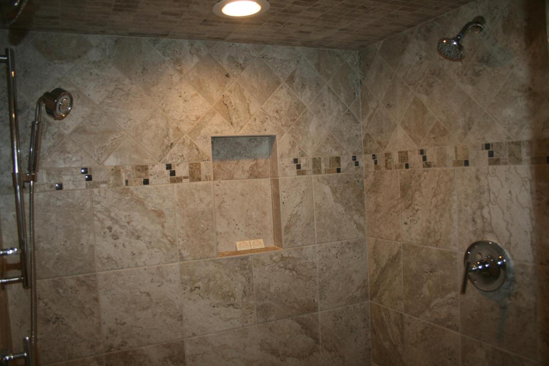 Shea's Riverside Inn & Motel photo 17