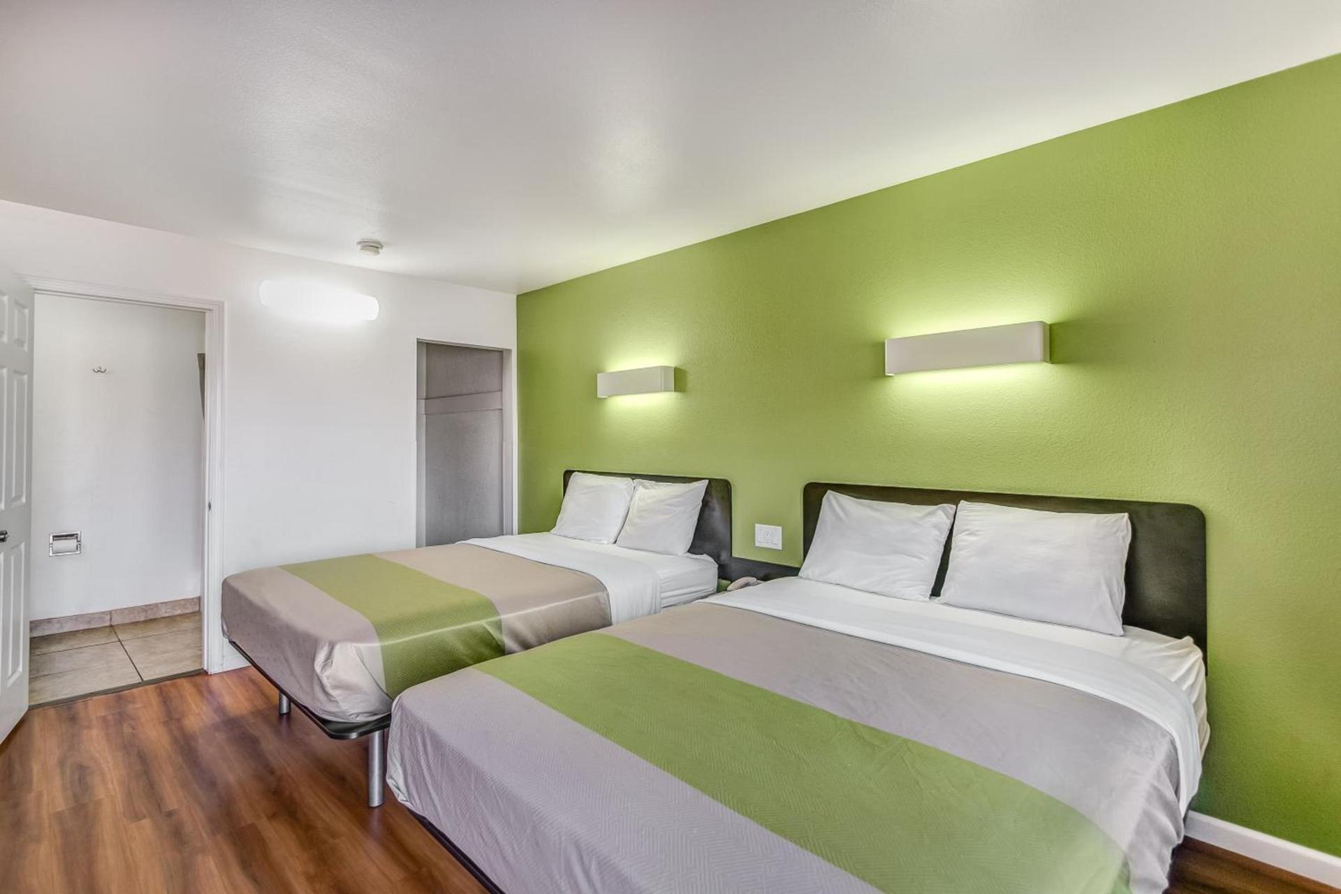 Motel 6-Visalia, CA photo 10