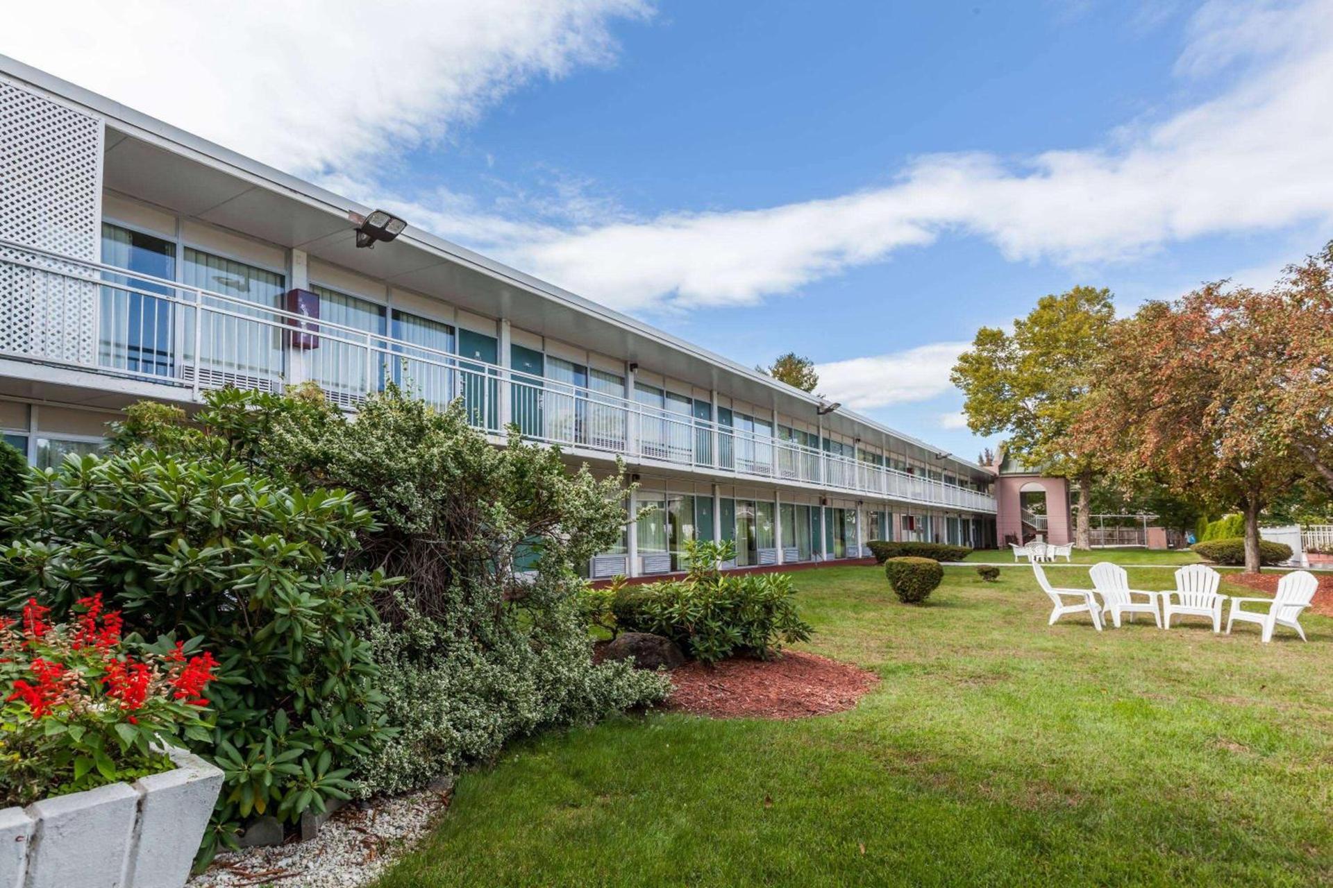 Howard Johnson by Wyndham Albany photo 3