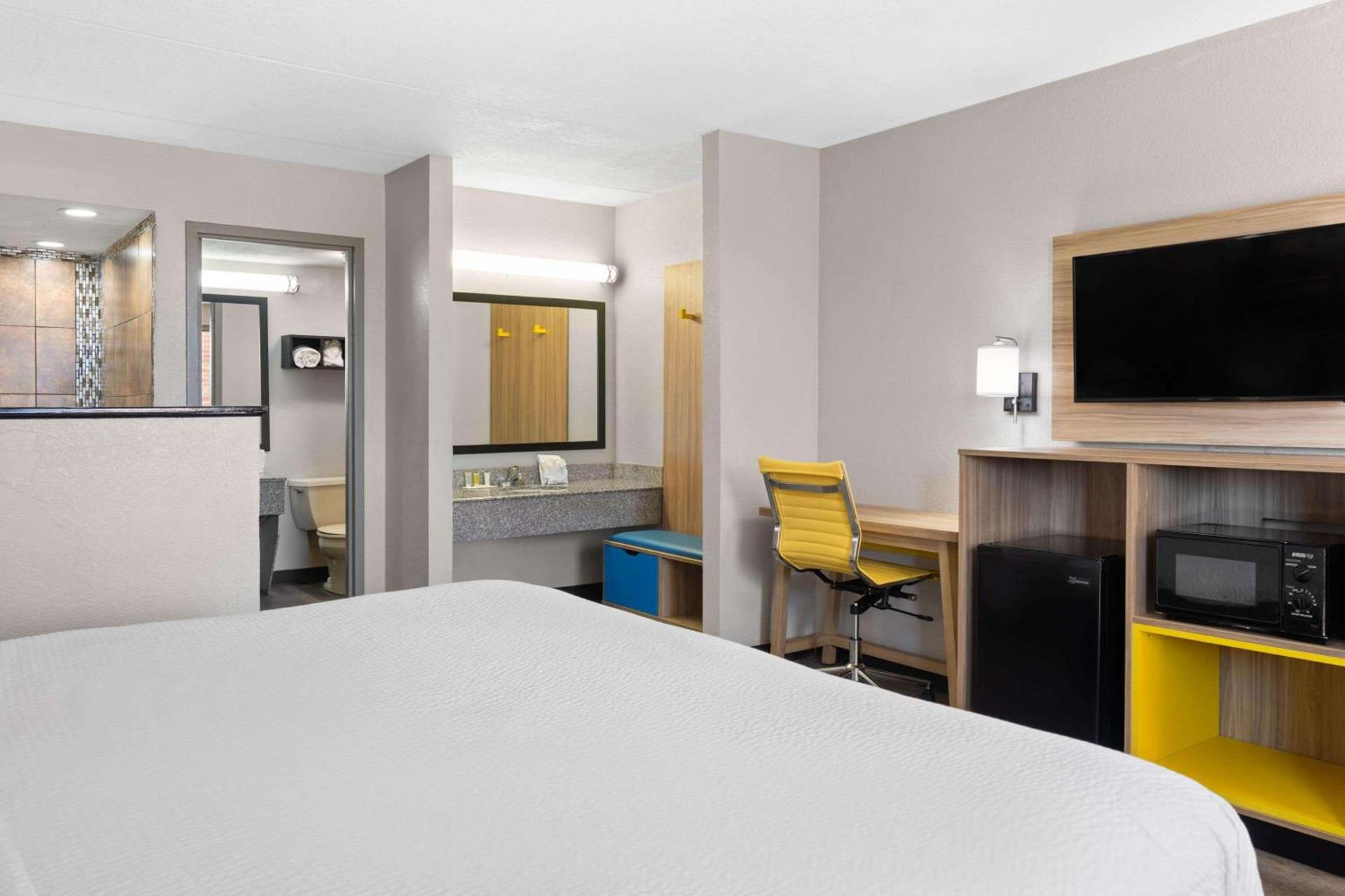 Days Inn by Wyndham Conway photo 28