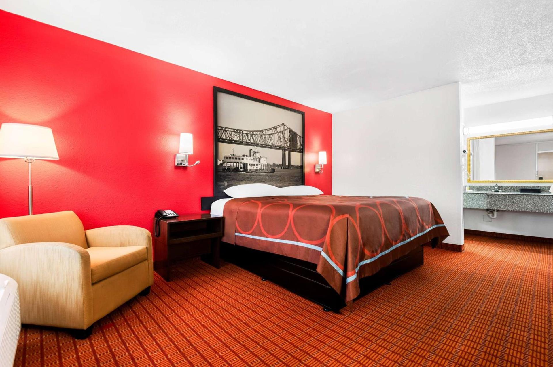 Super 8 by Wyndham Baton Rouge/I-10 photo 20