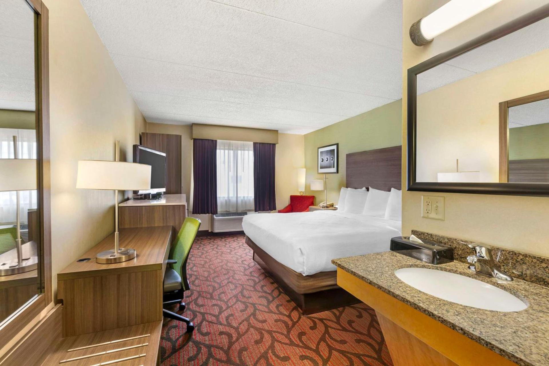 Best Western Rochester Marketplace Inn photo 13
