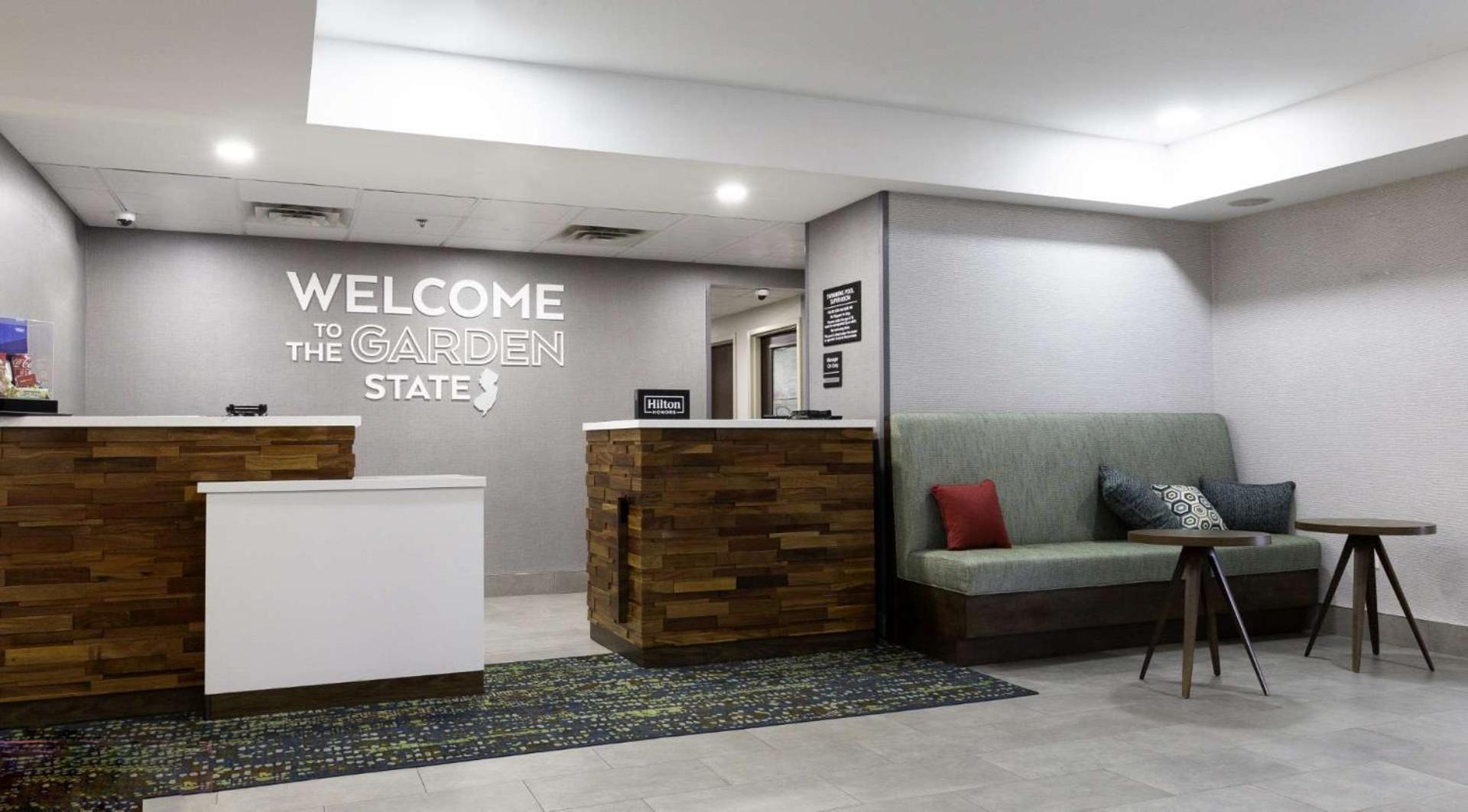 Hampton Inn East Windsor photo 7