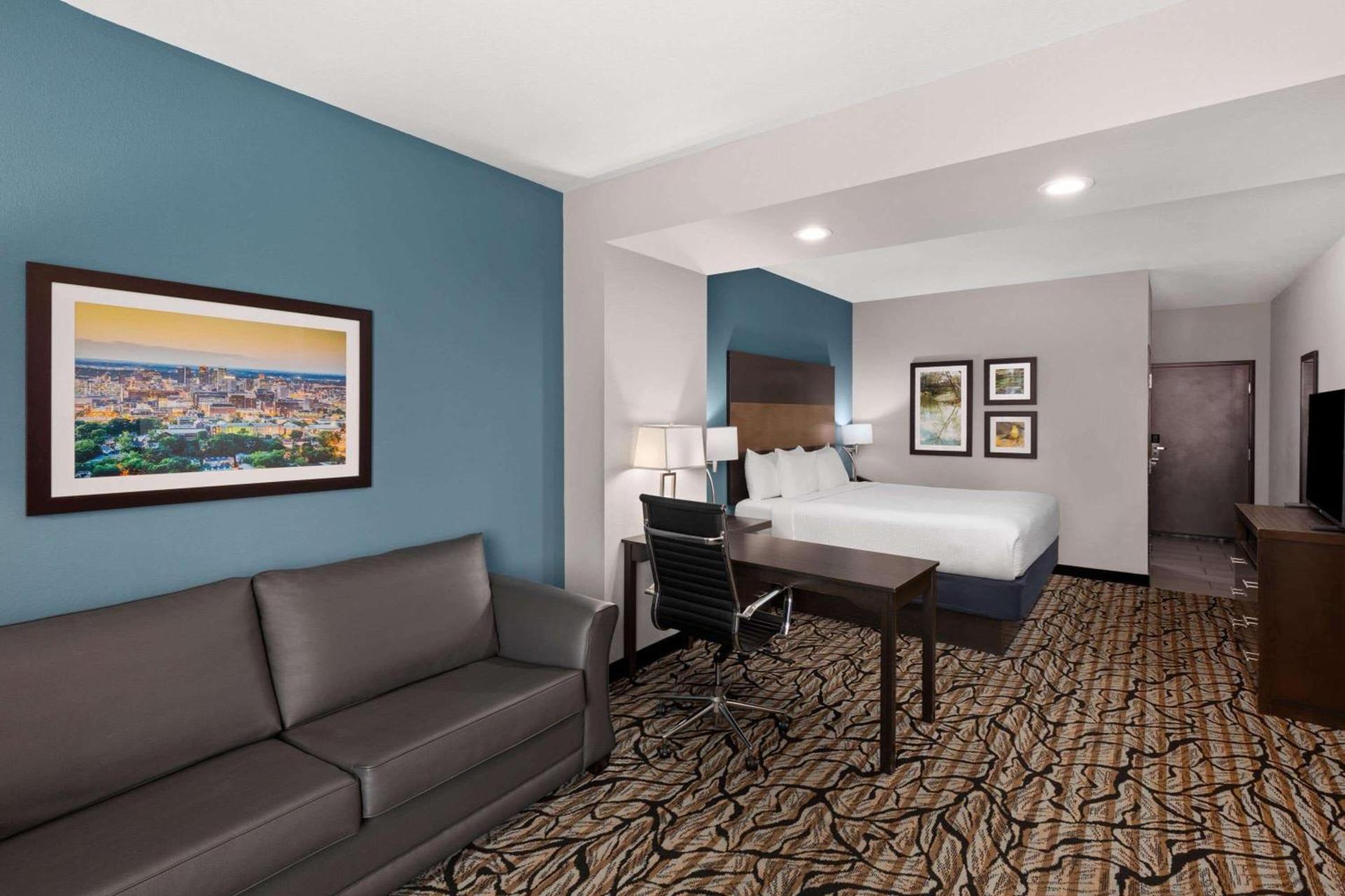 La Quinta by Wyndham Cullman photo 27