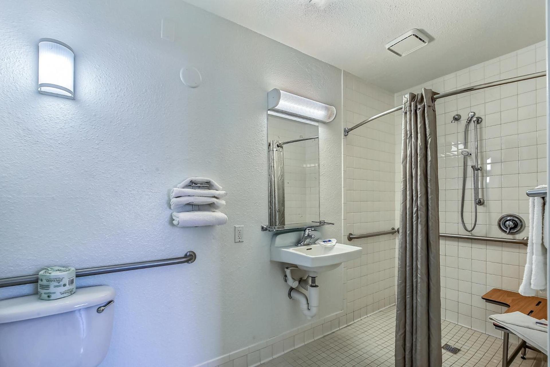 Motel 6-Pleasanton, CA photo 31