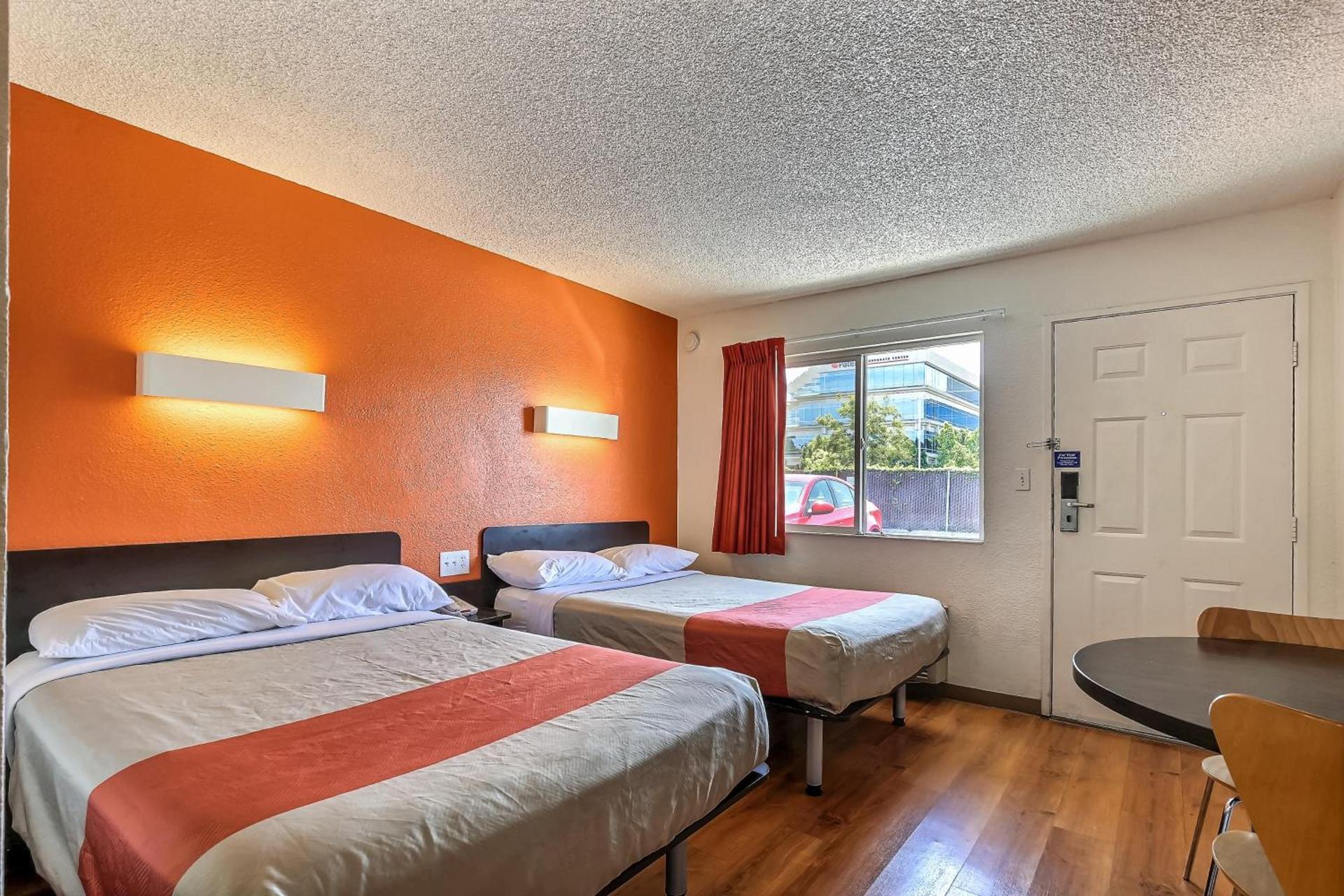 Motel 6-Pleasanton, CA photo 7