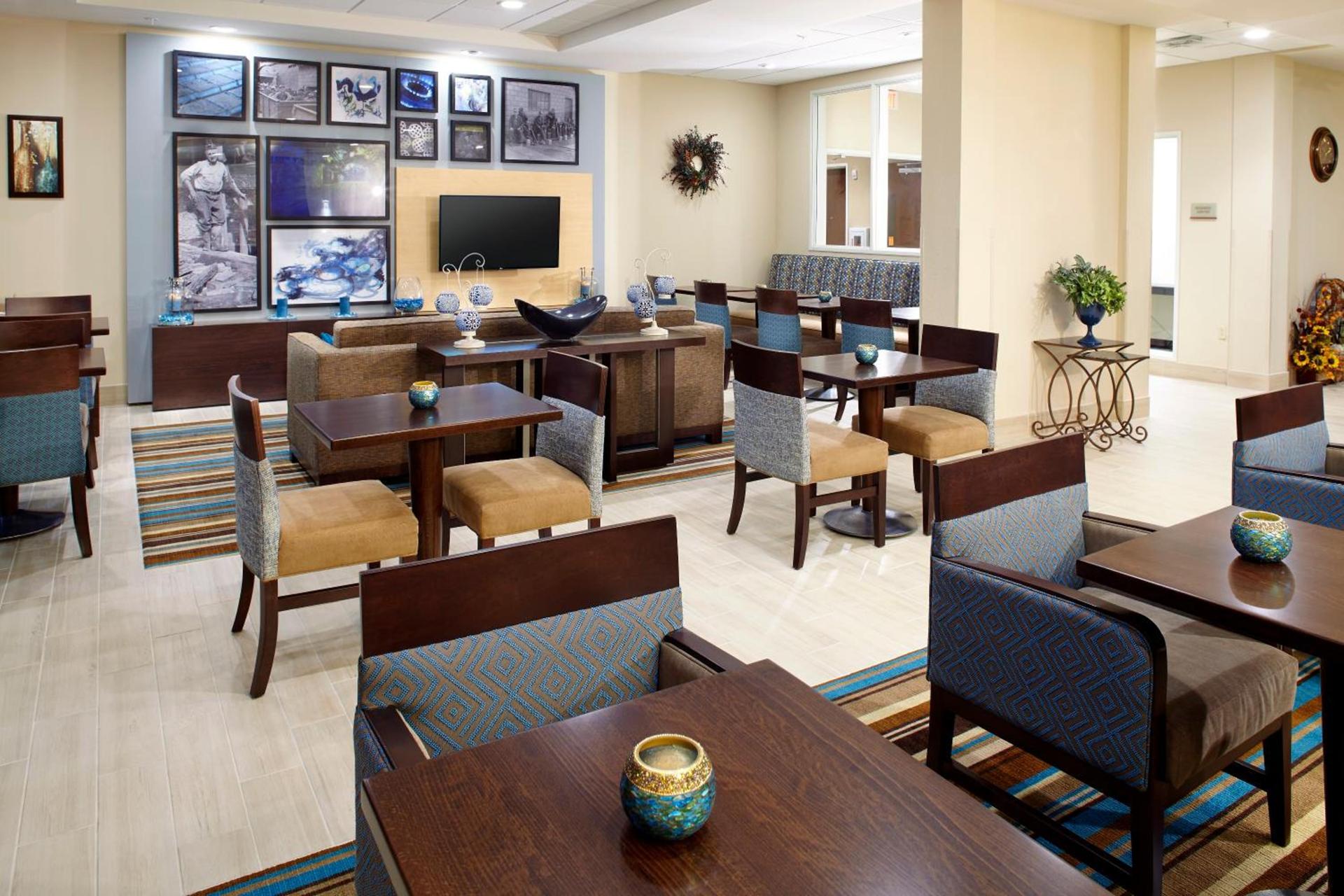 Hawthorn Suites by Wyndham Bridgeport photo 32