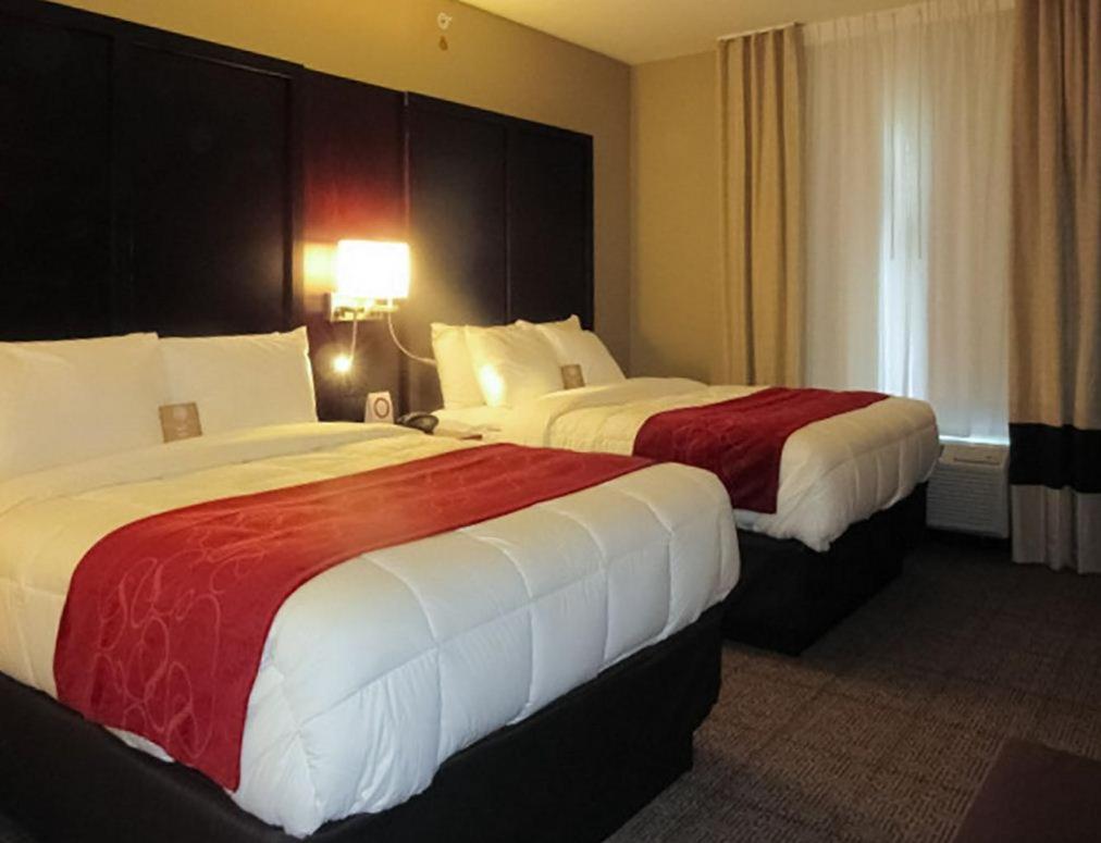 Comfort Suites-Youngstown North photo 51