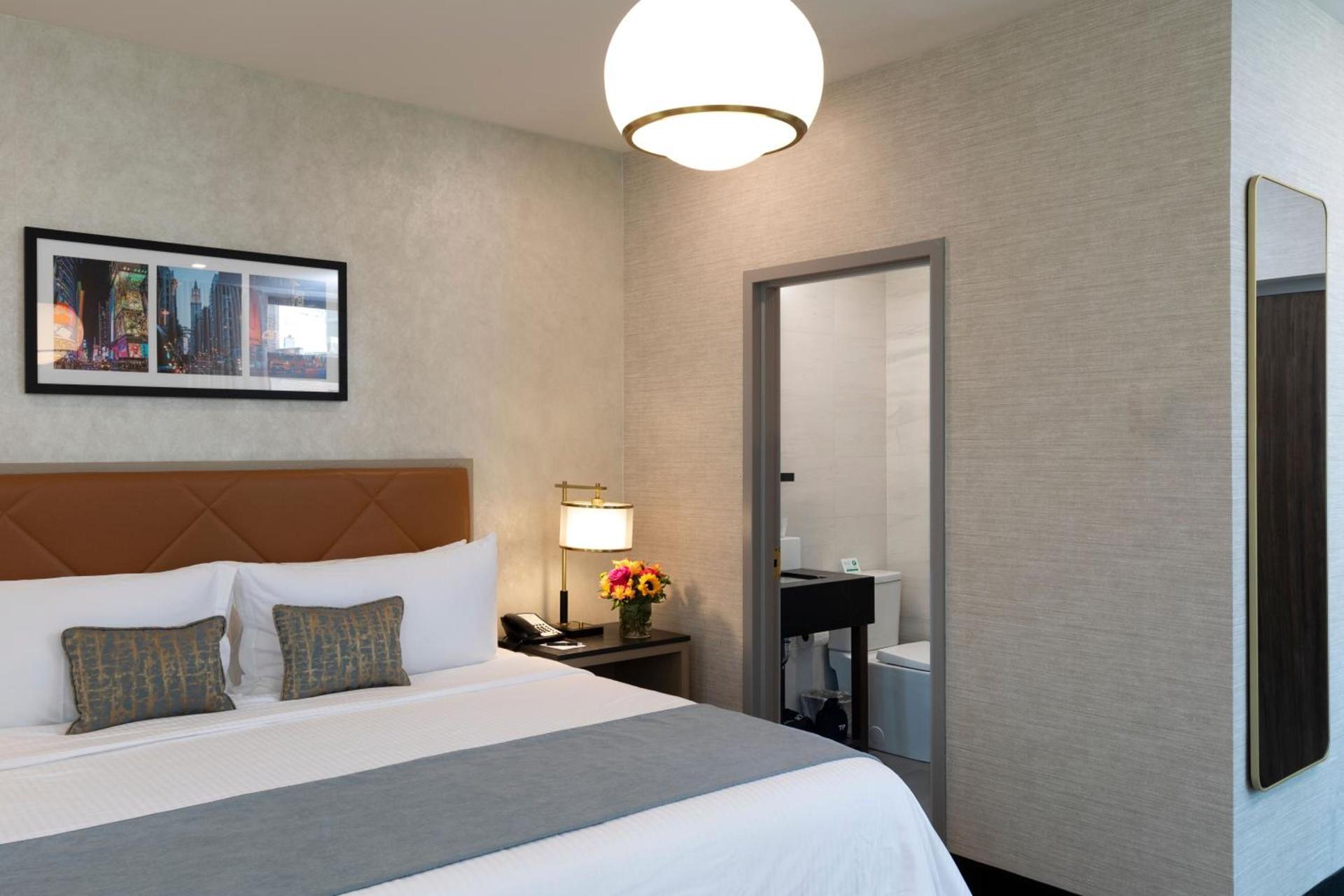 Broadway Plaza Hotel photo 85