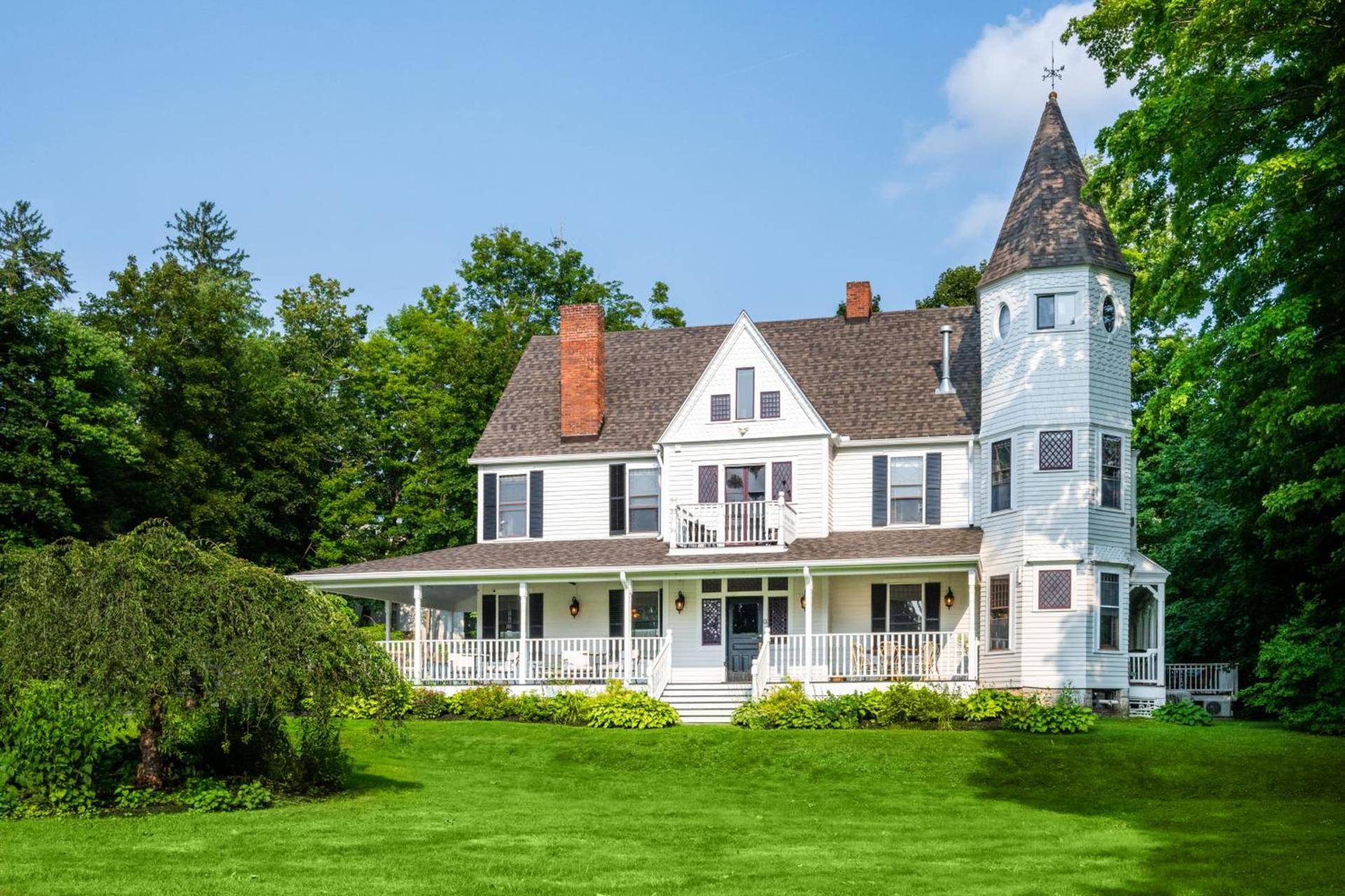 Hideaway Inn Lenox photo 66