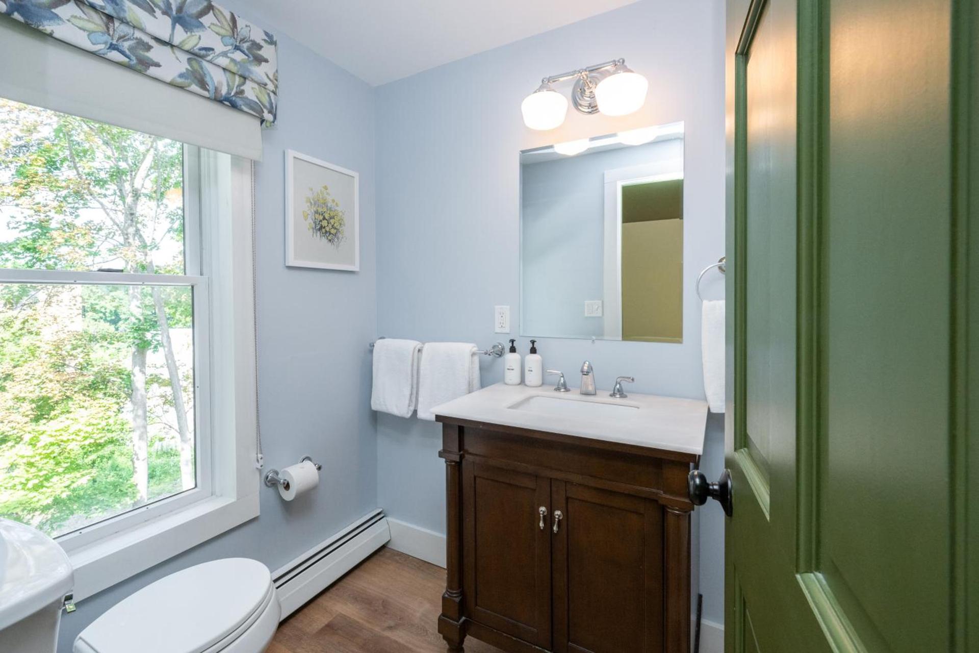 Hideaway Inn Lenox photo 86