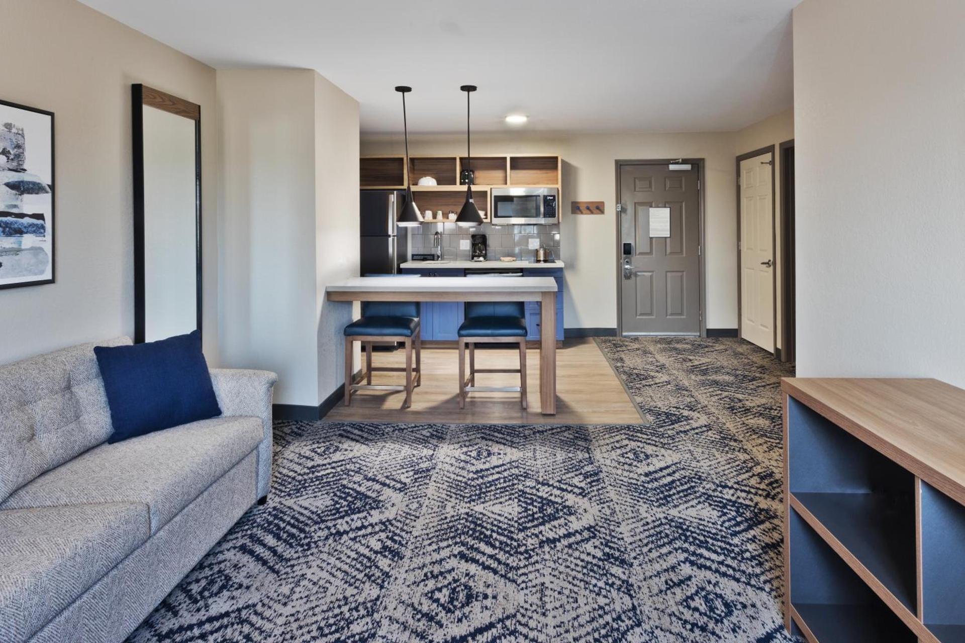 Candlewood Suites Eastchase Park by IHG photo 25