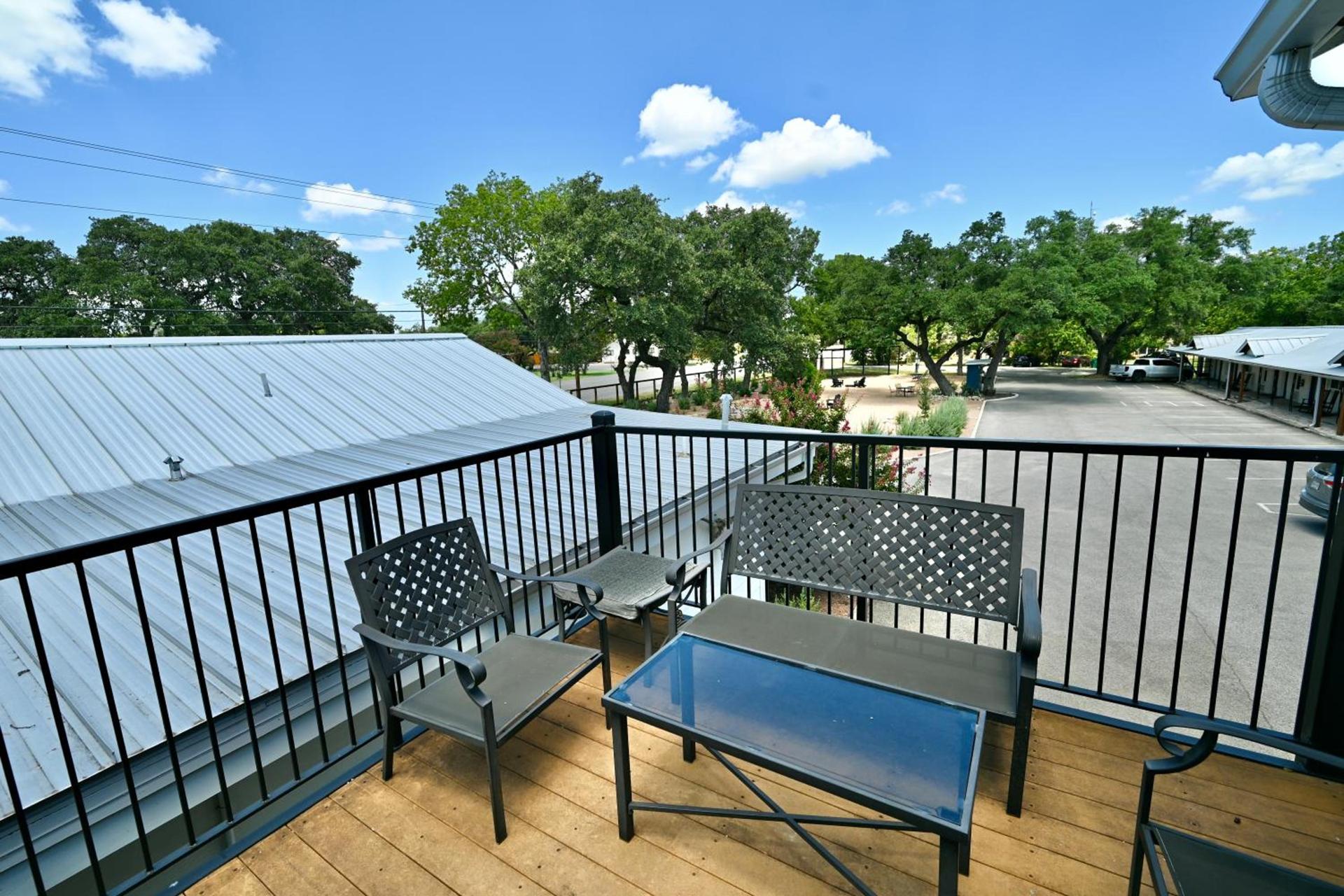 Blanco County Inn & Guesthouses photo 35