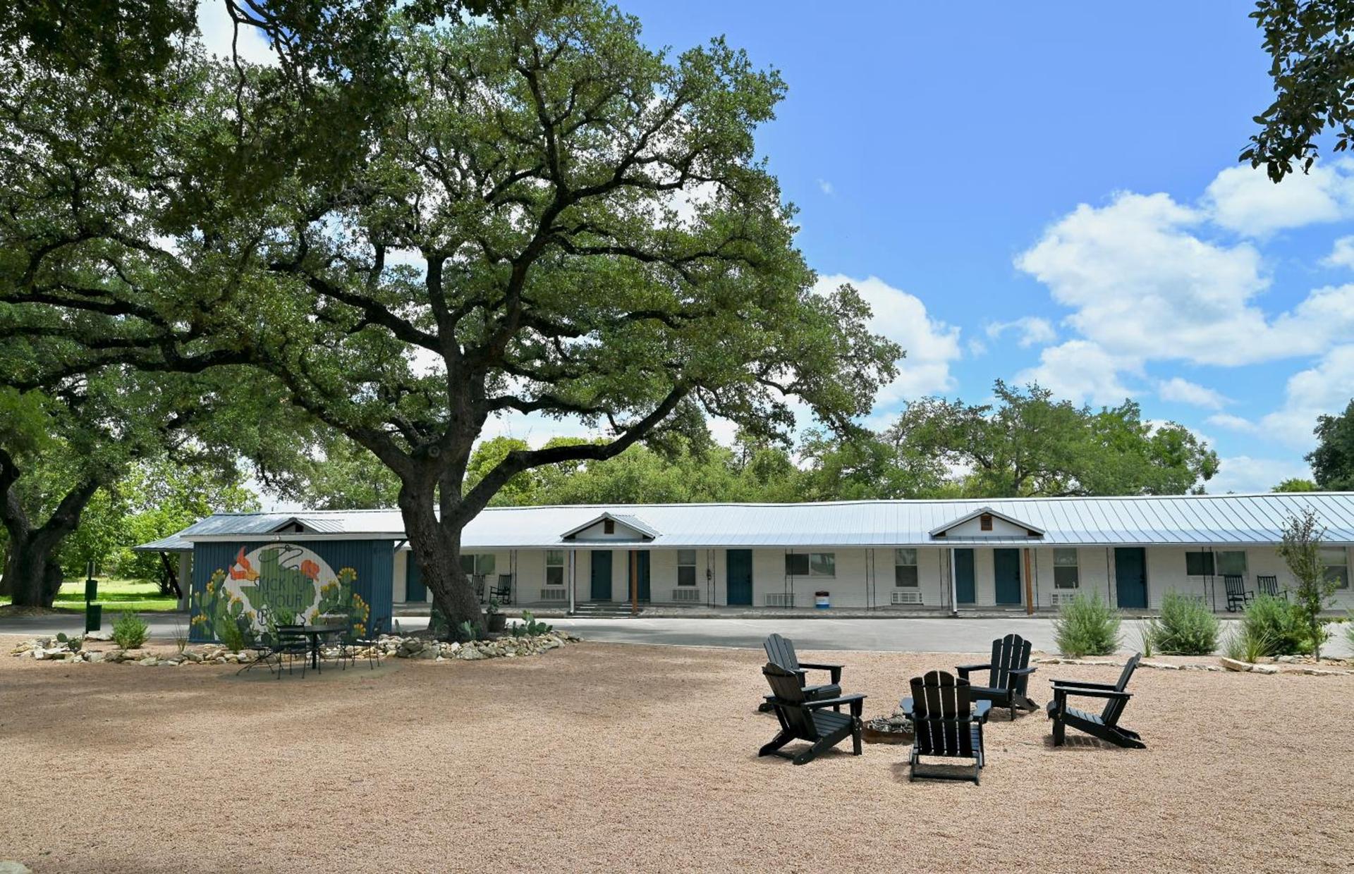 Blanco County Inn & Guesthouses photo 30