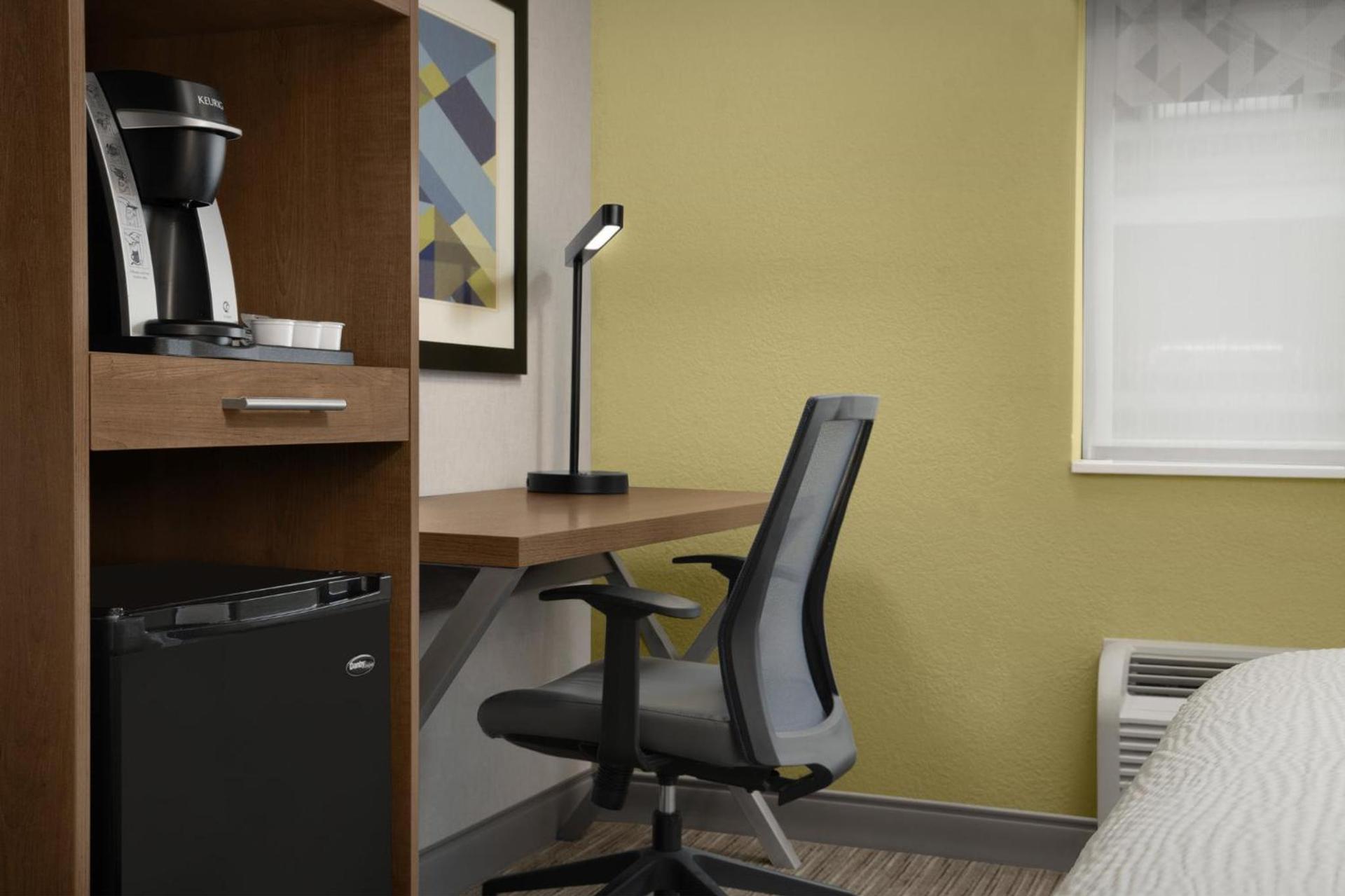 Holiday Inn Express Boston - Saugus by IHG photo 33