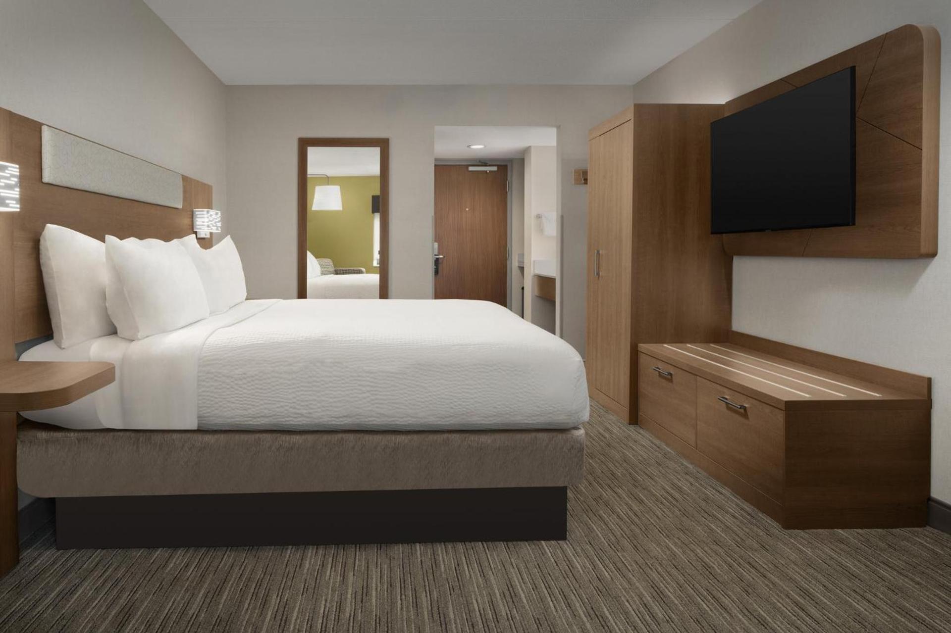 Holiday Inn Express Boston - Saugus by IHG photo 38