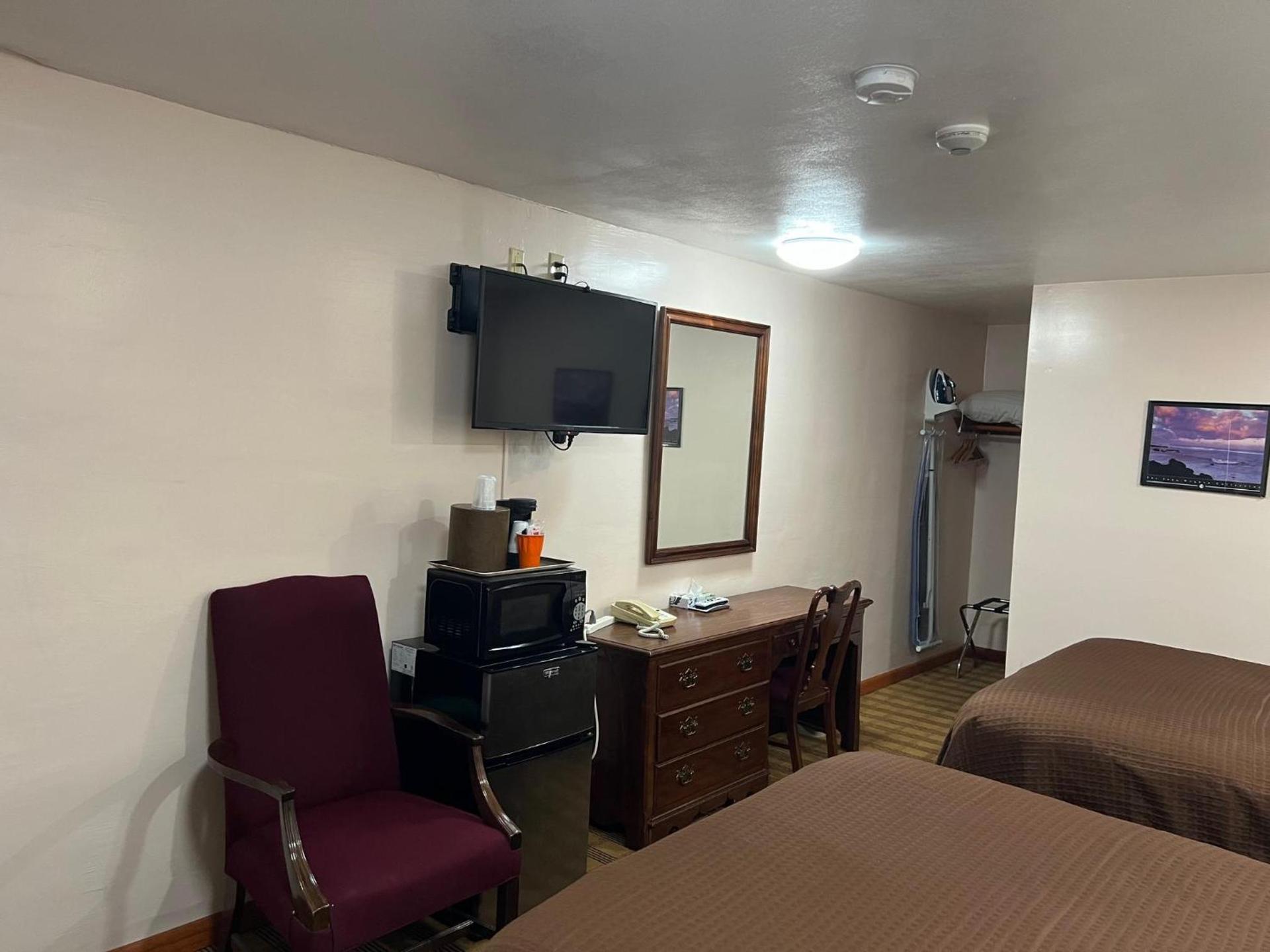 Atlantic Motel photo 21