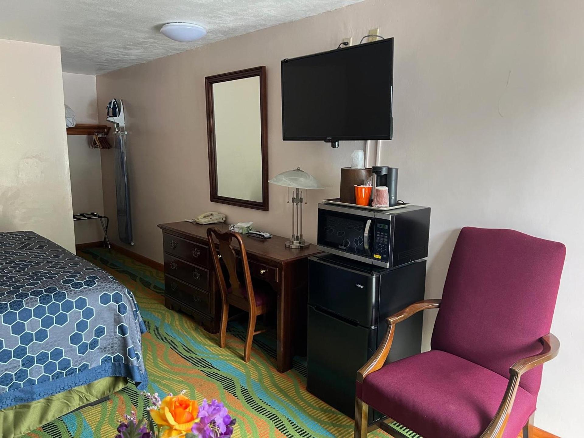 Atlantic Motel photo 23
