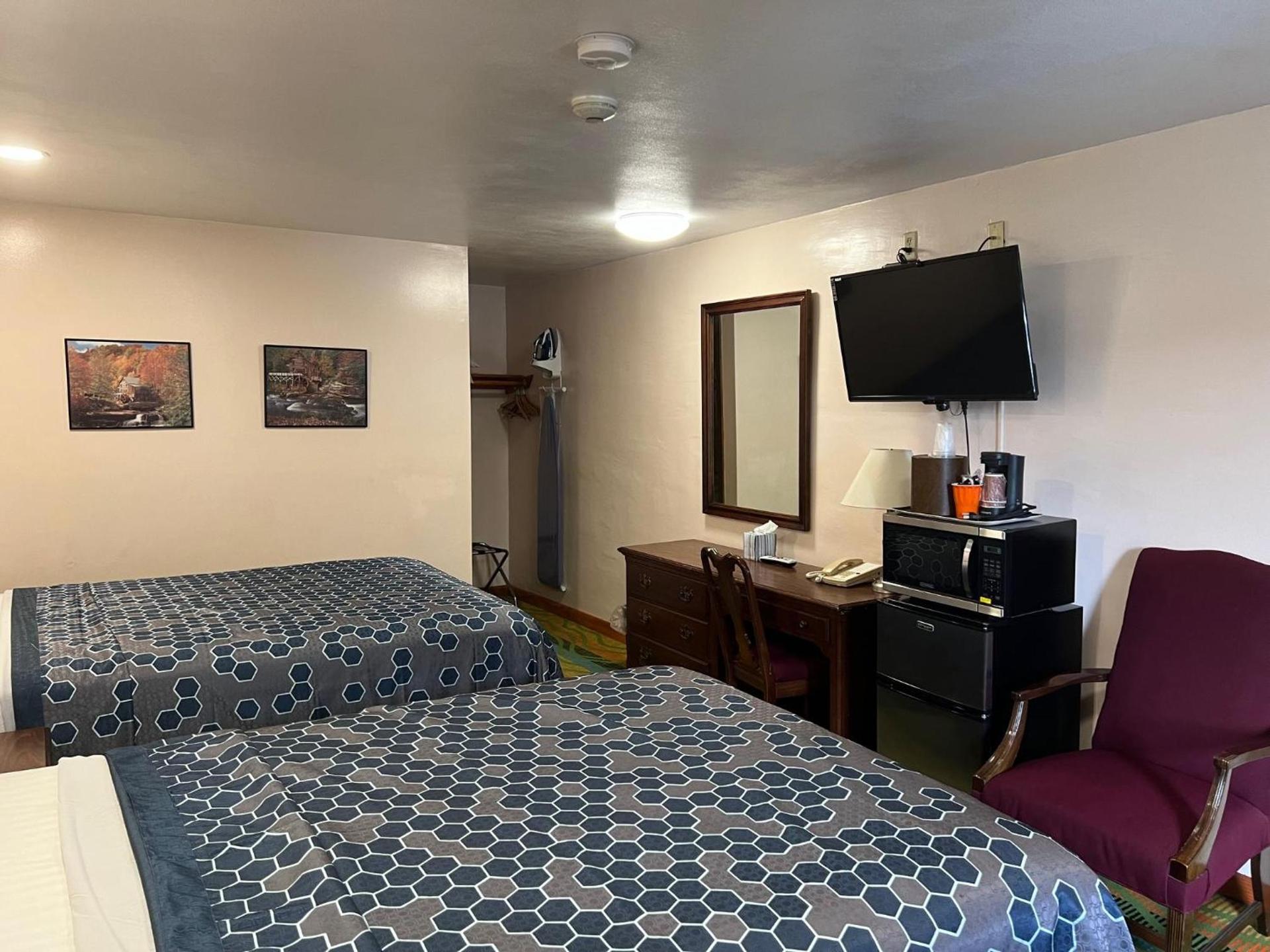 Atlantic Motel photo 15
