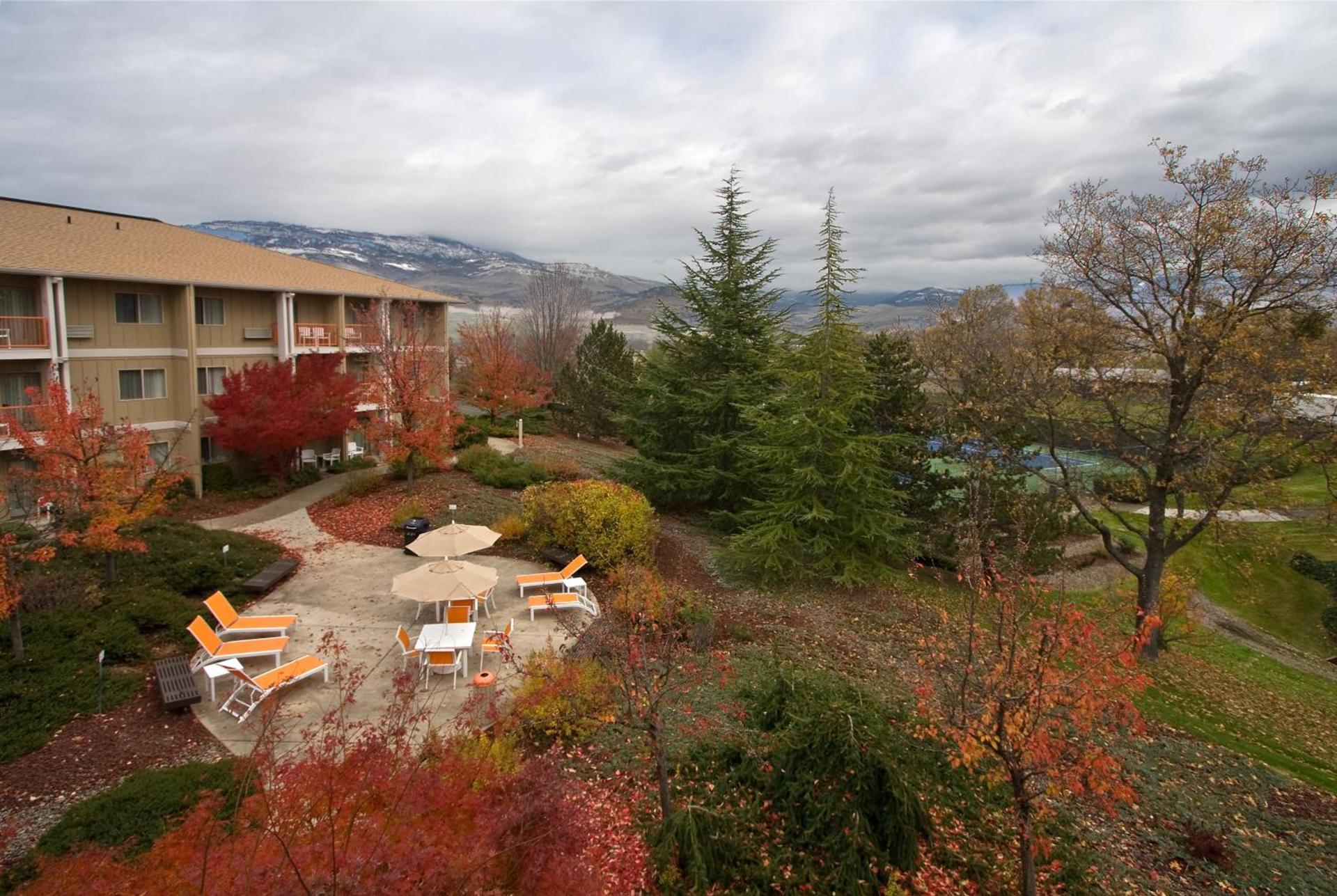 Ashland Hills Hotel & Suites photo 15