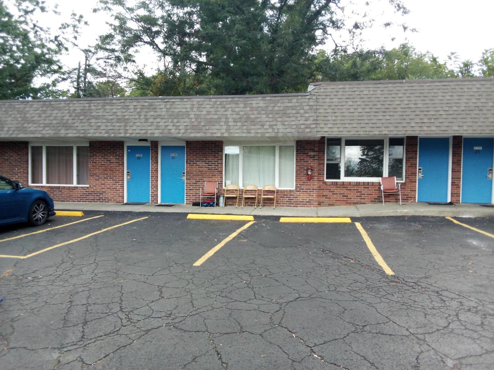 Baw Beese Inn photo 10