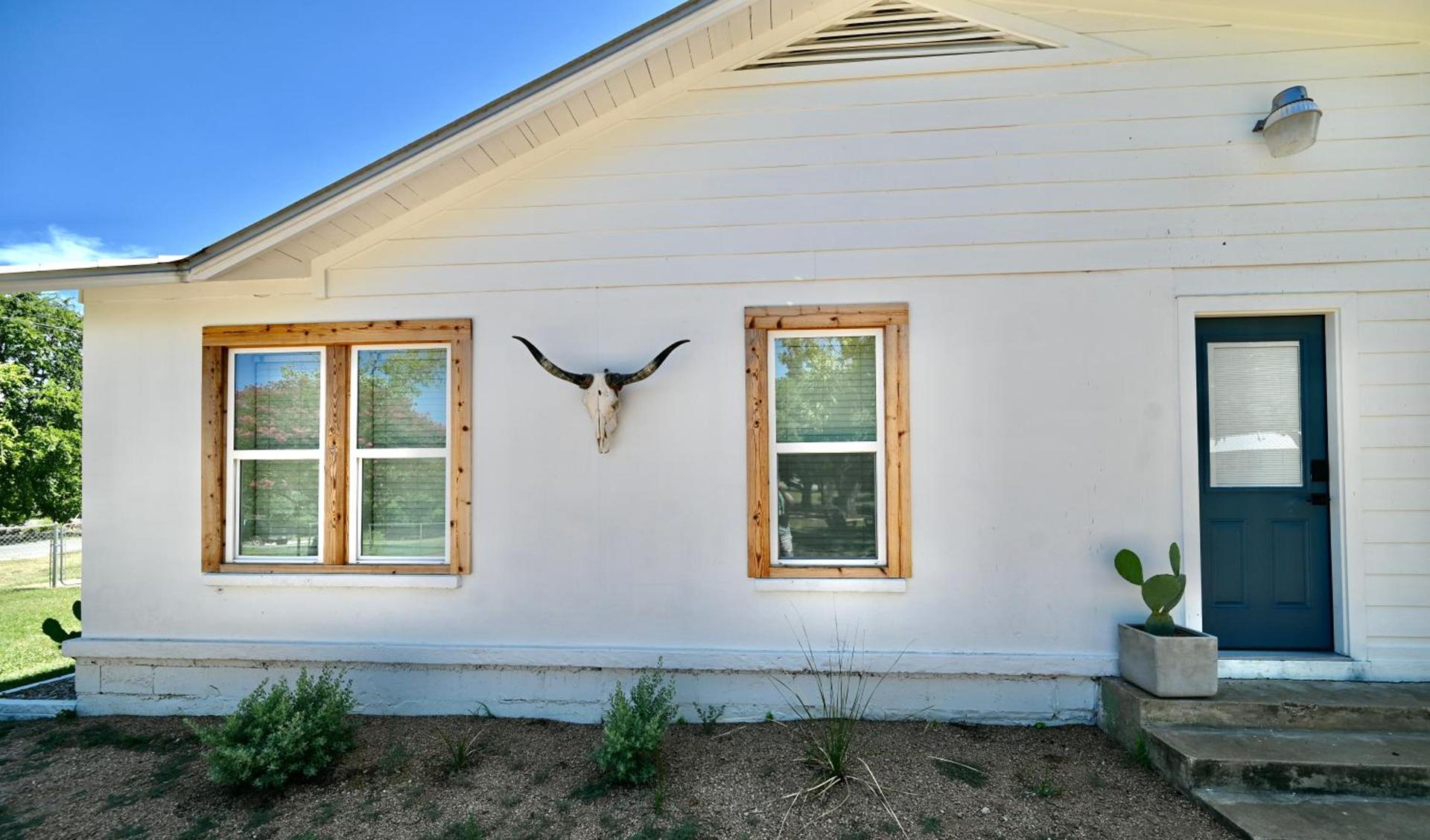 Blanco County Inn & Guesthouses photo 64