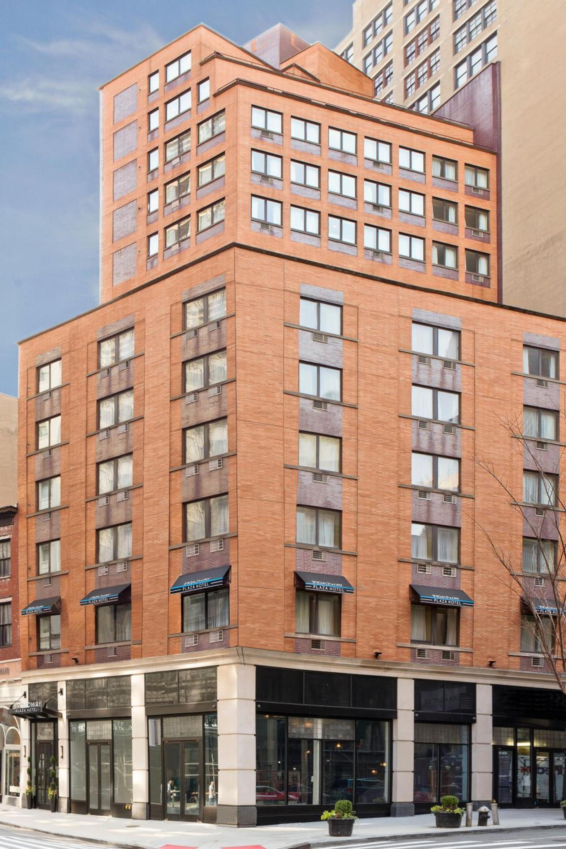 Broadway Plaza Hotel photo 1