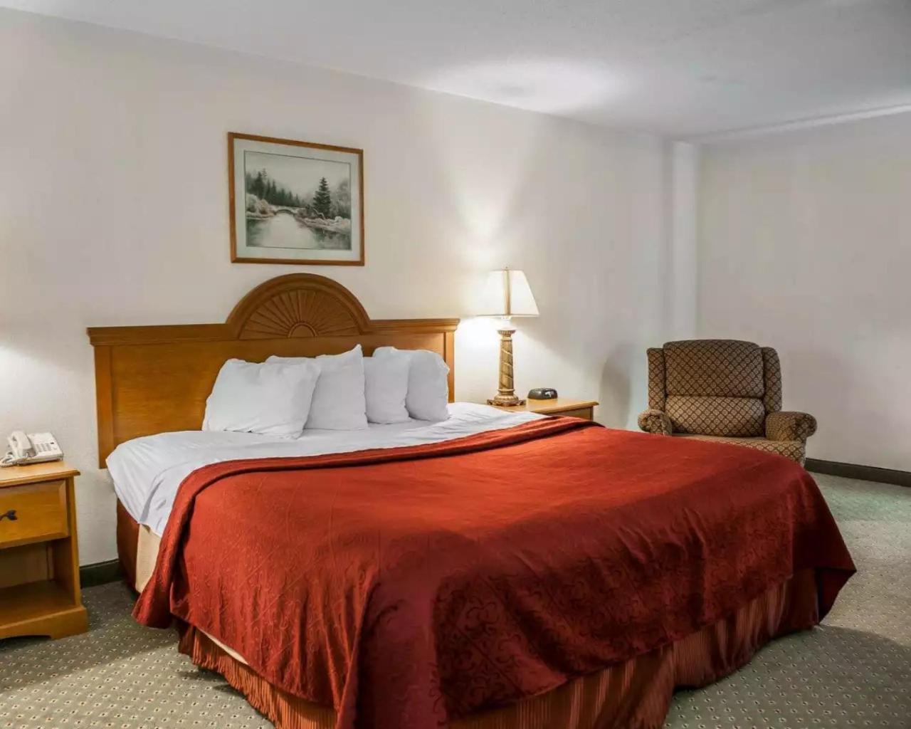 Quality Inn Rochester South photo 8