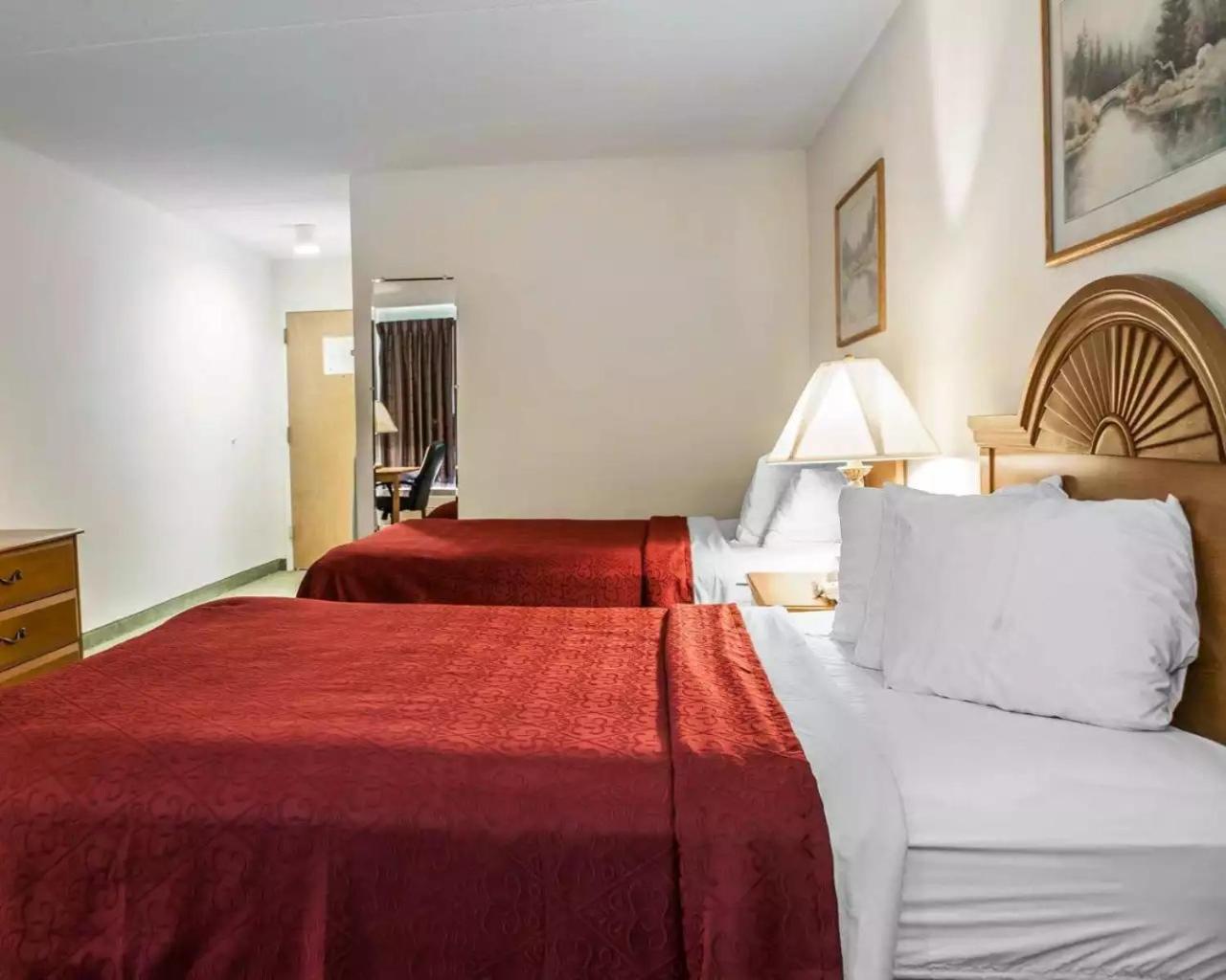 Quality Inn Rochester South photo 11