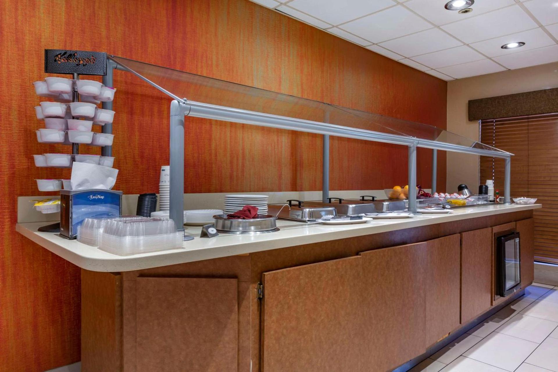 Best Western Plus Scottsdale Thunderbird Suites photo 29