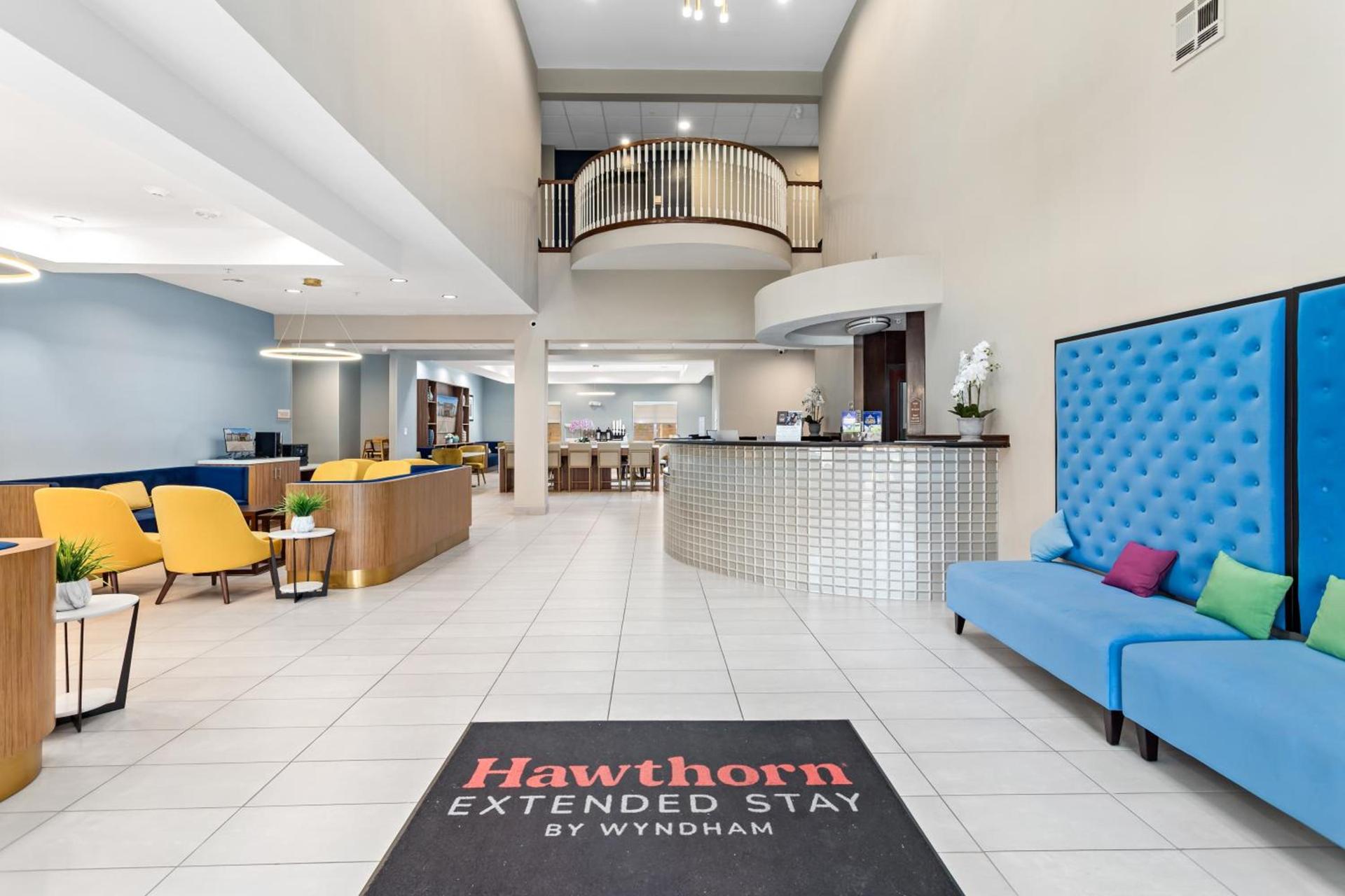 Hawthorn Extended Stay by Wyndham Port Arthur photo 7
