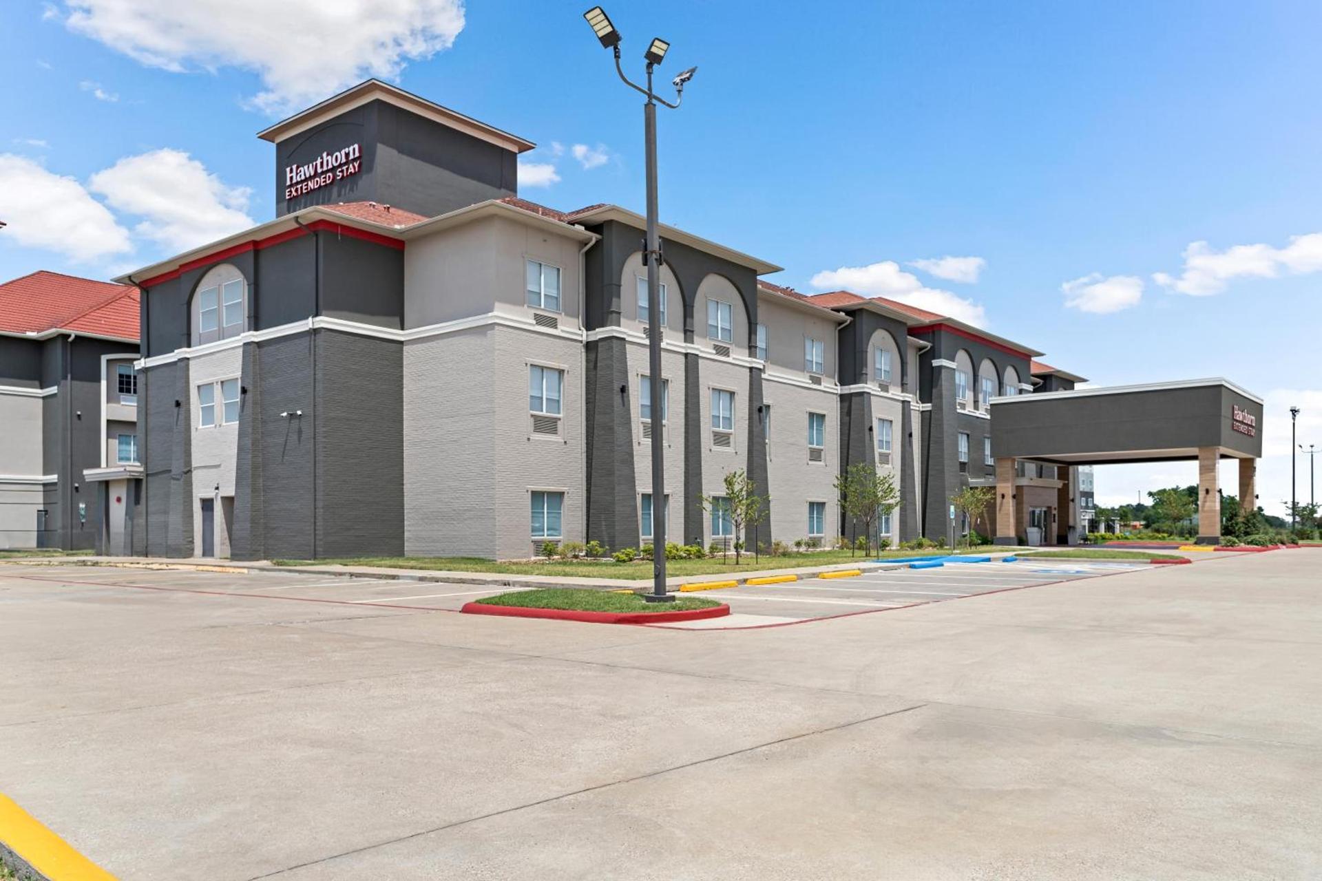 Hawthorn Extended Stay by Wyndham Port Arthur photo 11