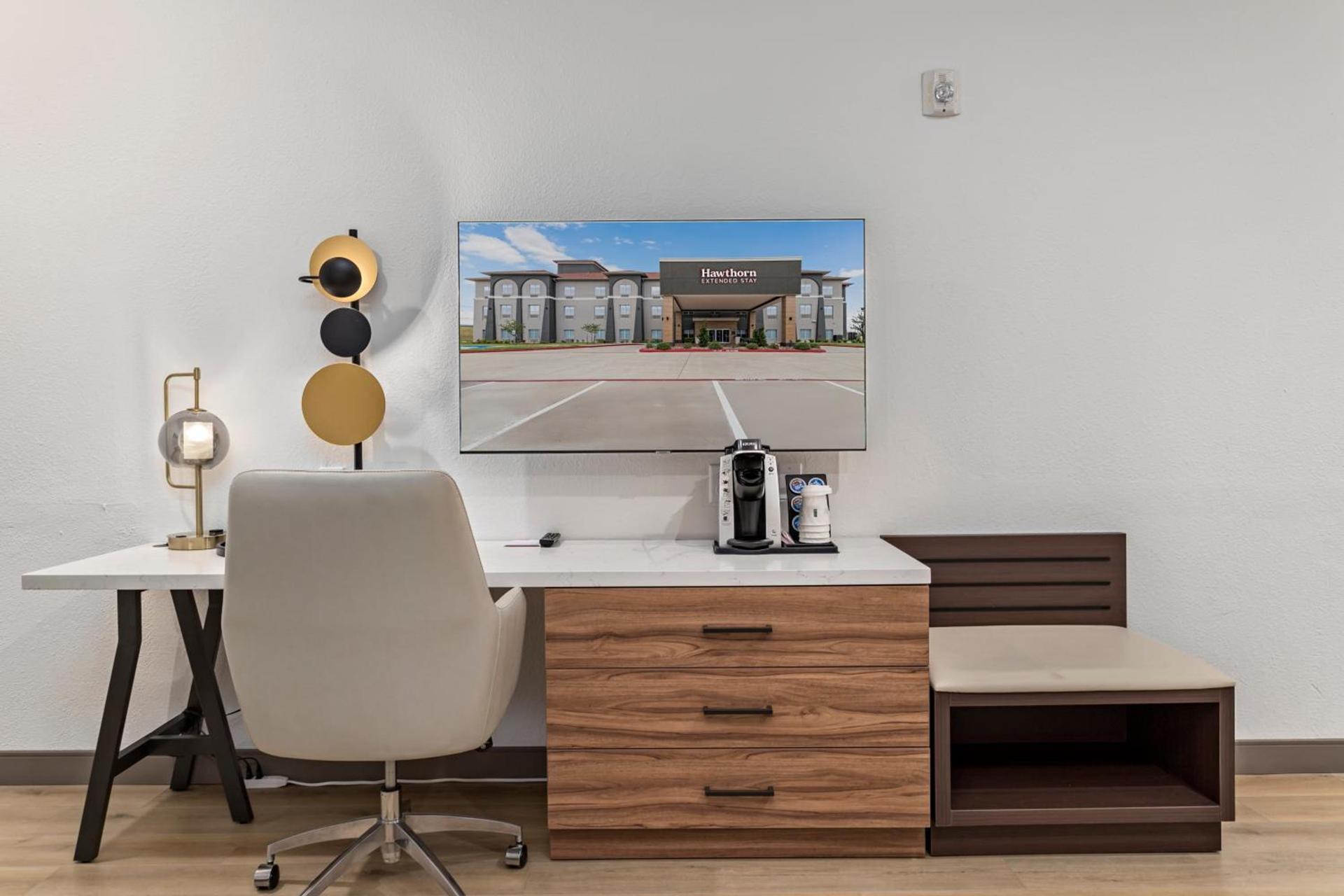 Hawthorn Extended Stay by Wyndham Port Arthur photo 24