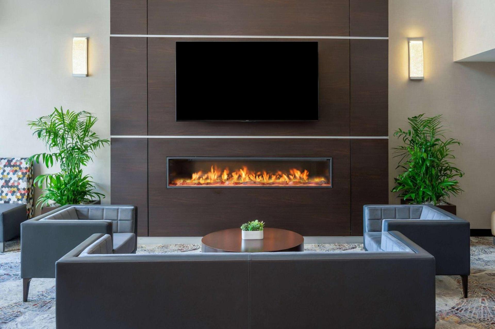Wyndham Indianapolis Airport photo 2