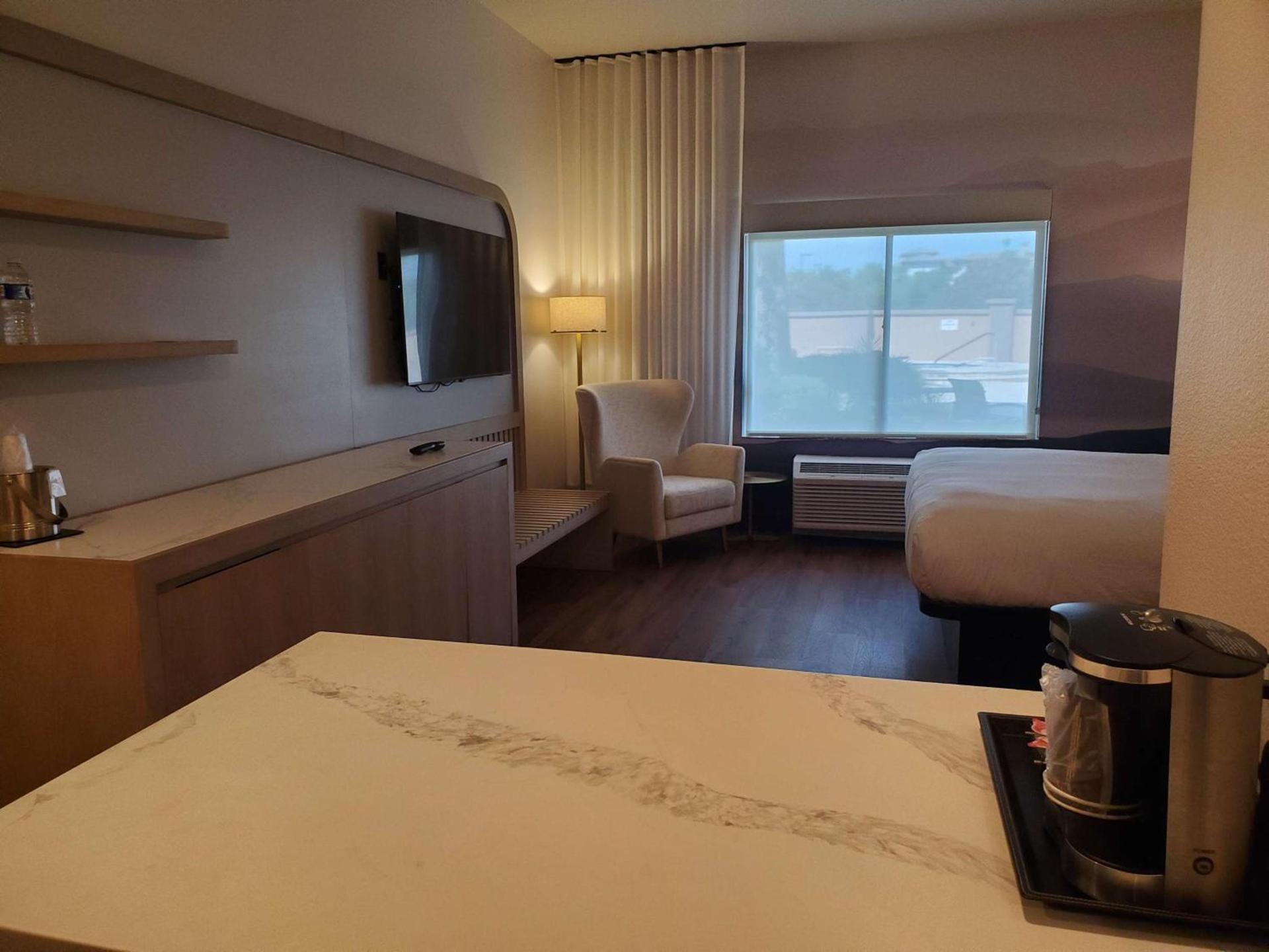 DoubleTree by Hilton Phoenix-Gilbert photo 33