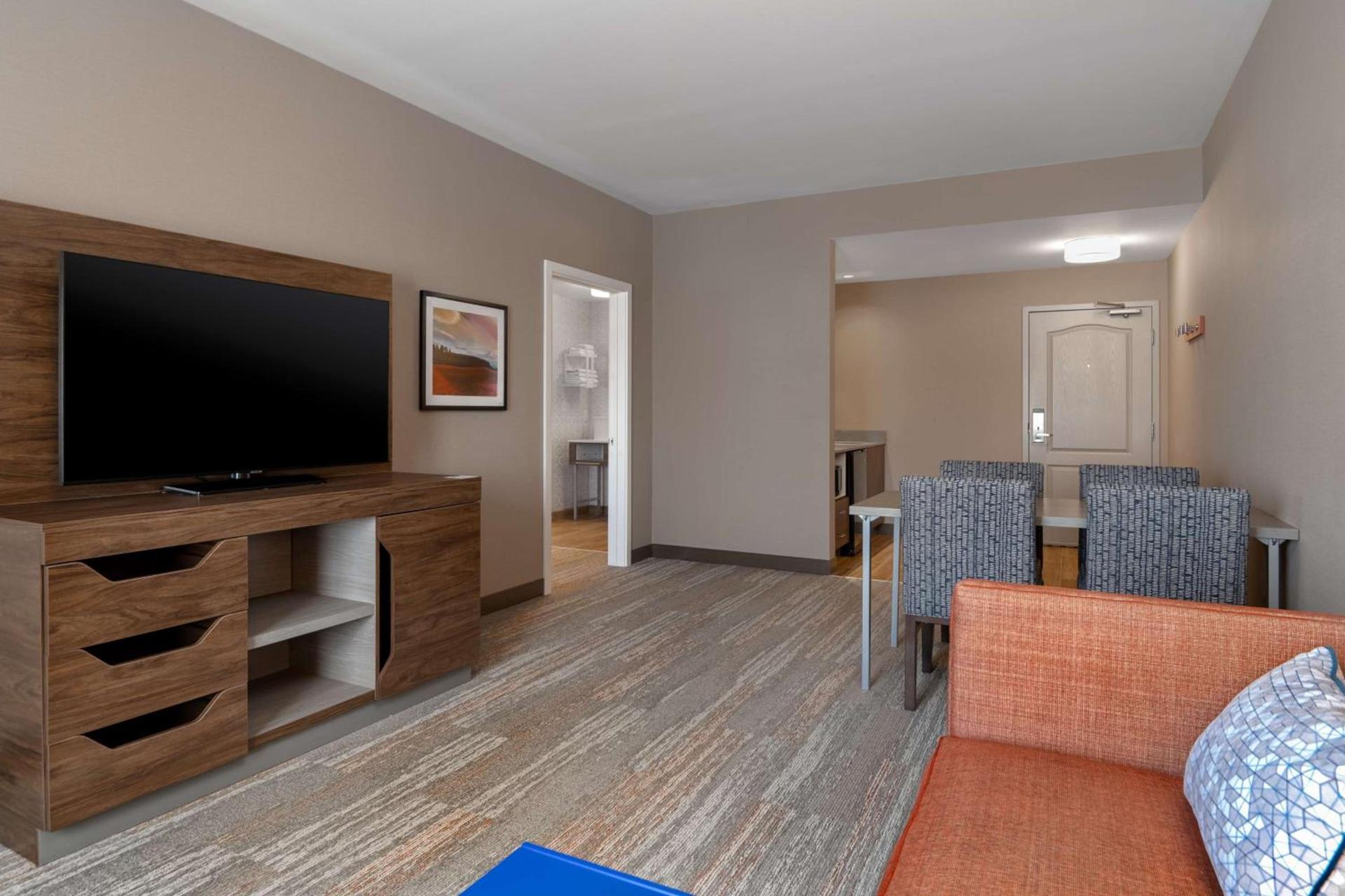 Hampton Inn & Suites Billings West I-90 photo 20