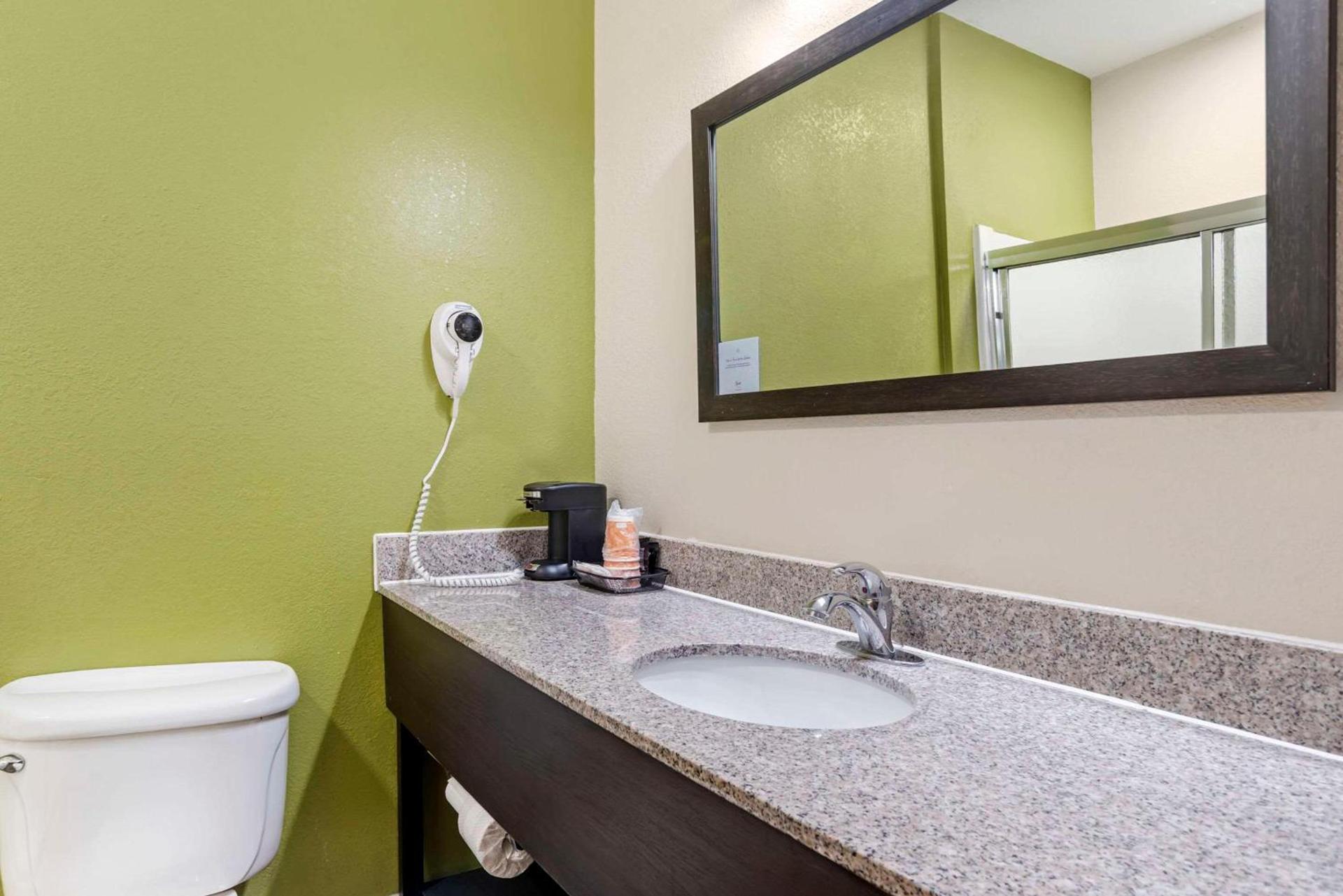 Sleep Inn & Suites Montgomery East I-85 photo 11