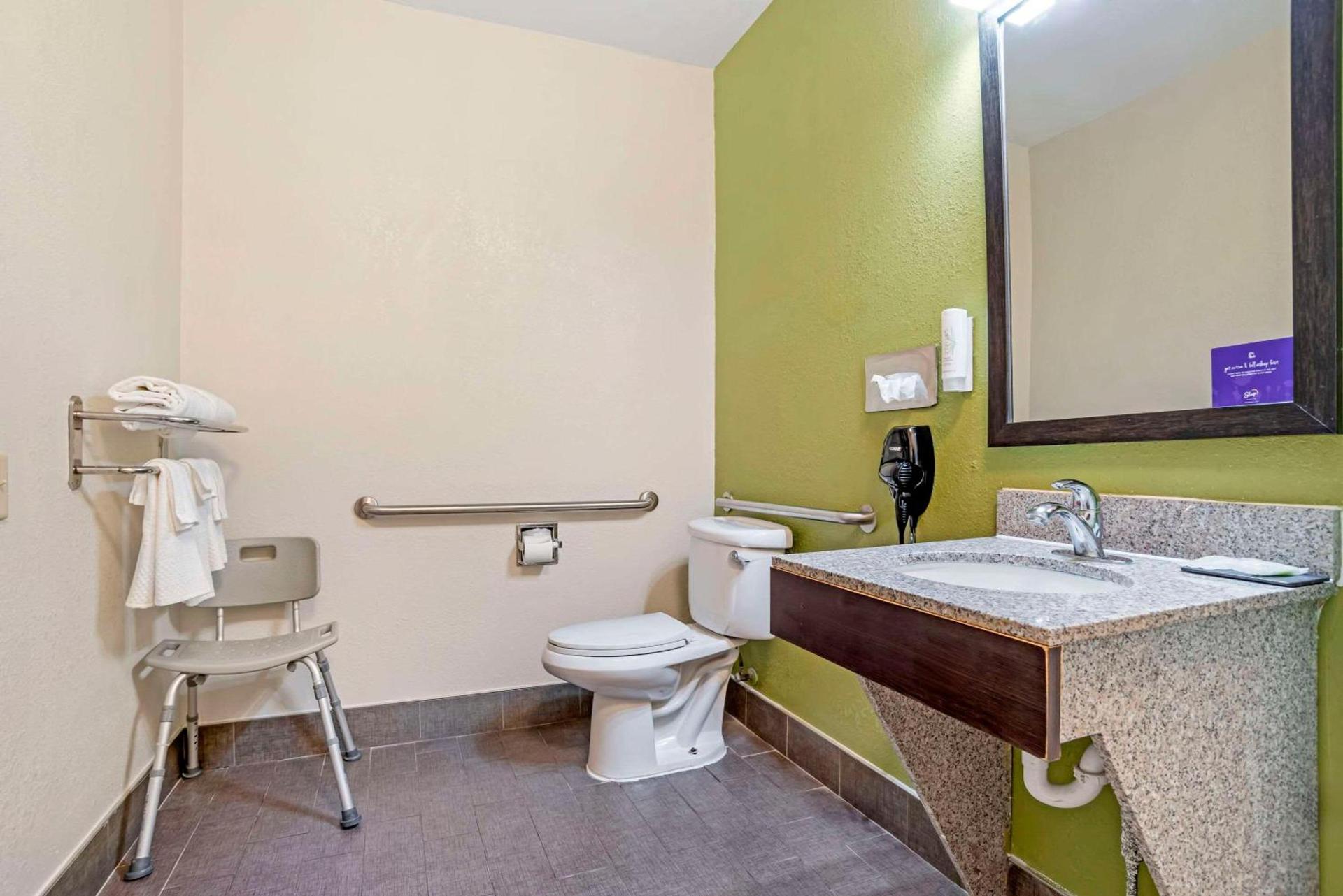 Sleep Inn & Suites Montgomery East I-85 photo 14