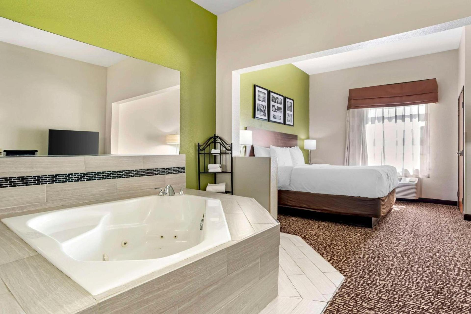 Sleep Inn & Suites Montgomery East I-85 photo 19