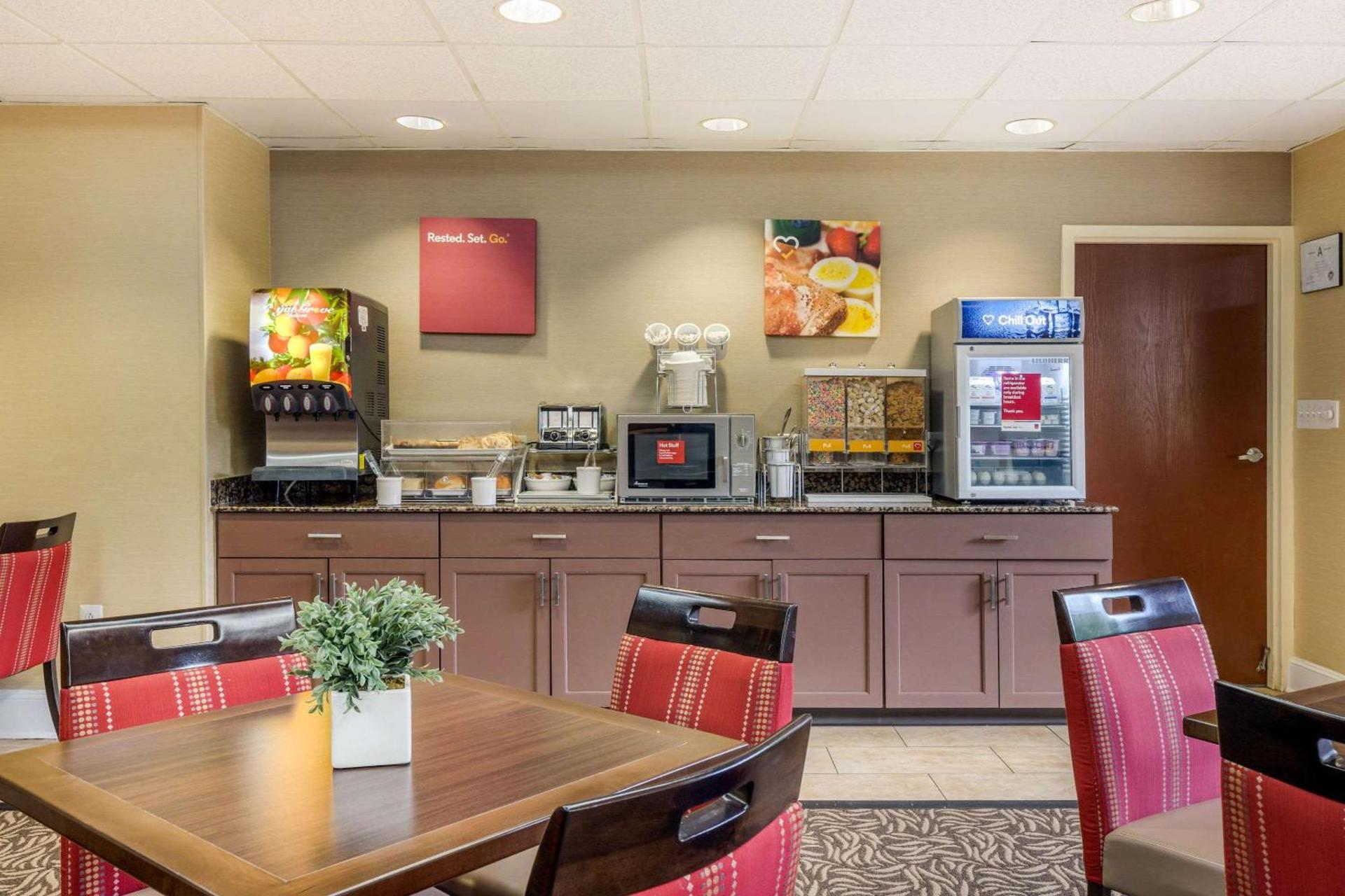 Comfort Suites Gastonia - Charlotte photo 40