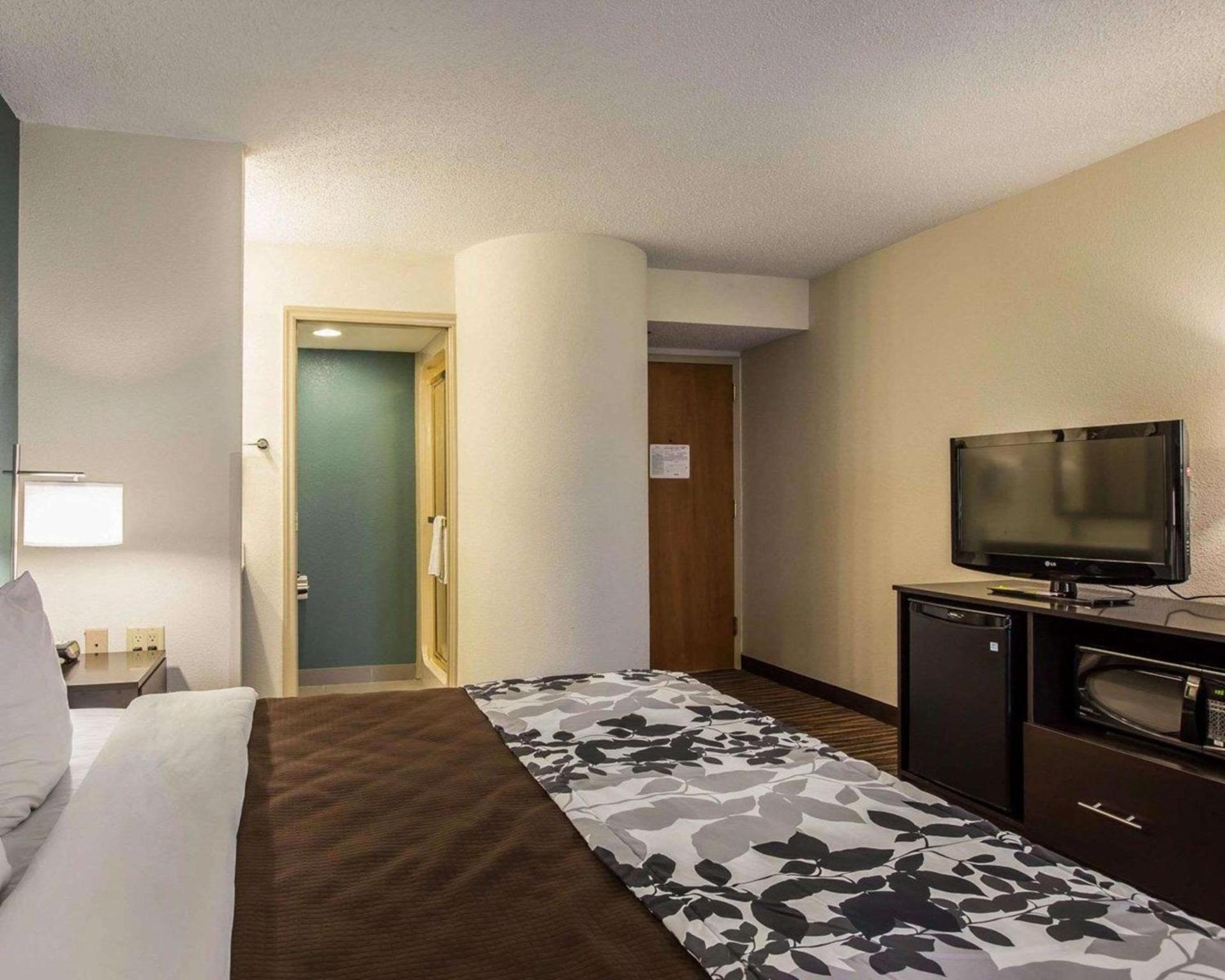 Sleep Inn Greensboro Airport photo 10